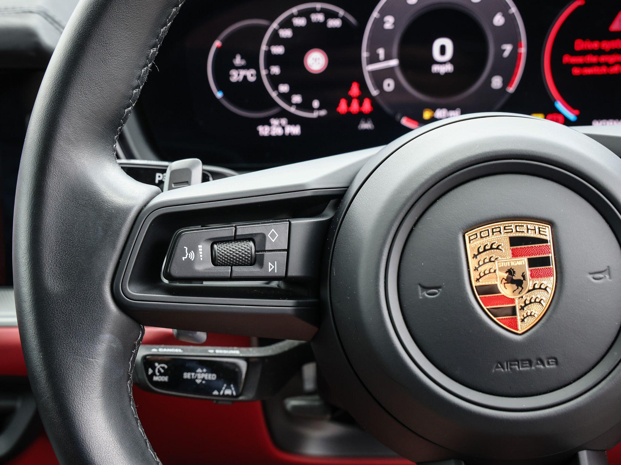 Porsche Cayenne view 49