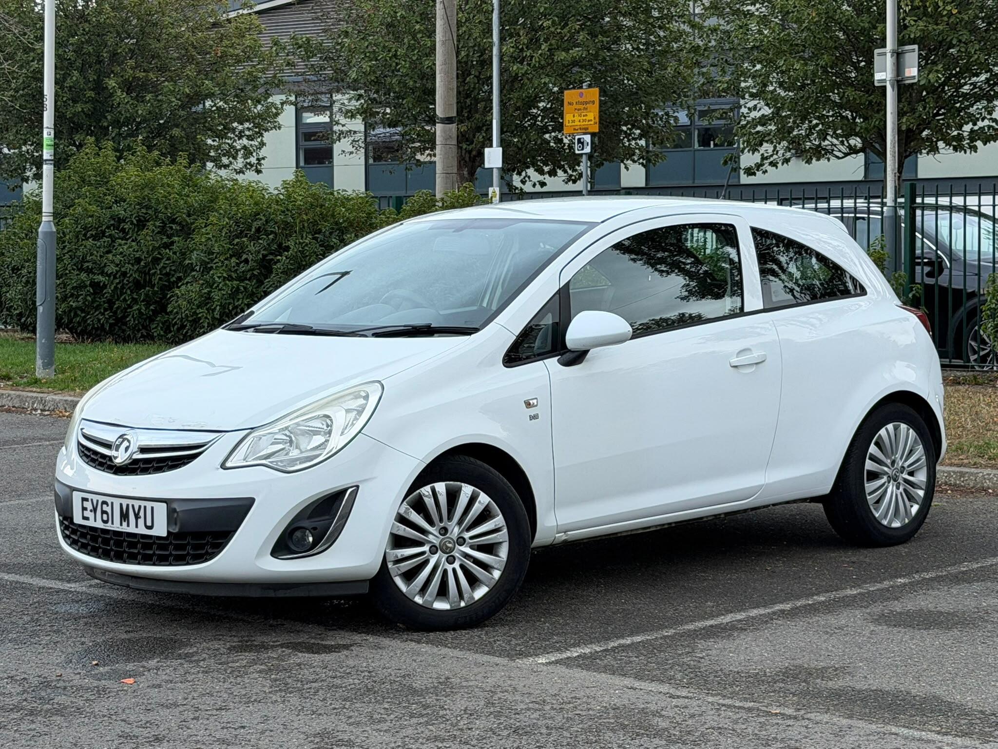 Vauxhall Corsa view 3