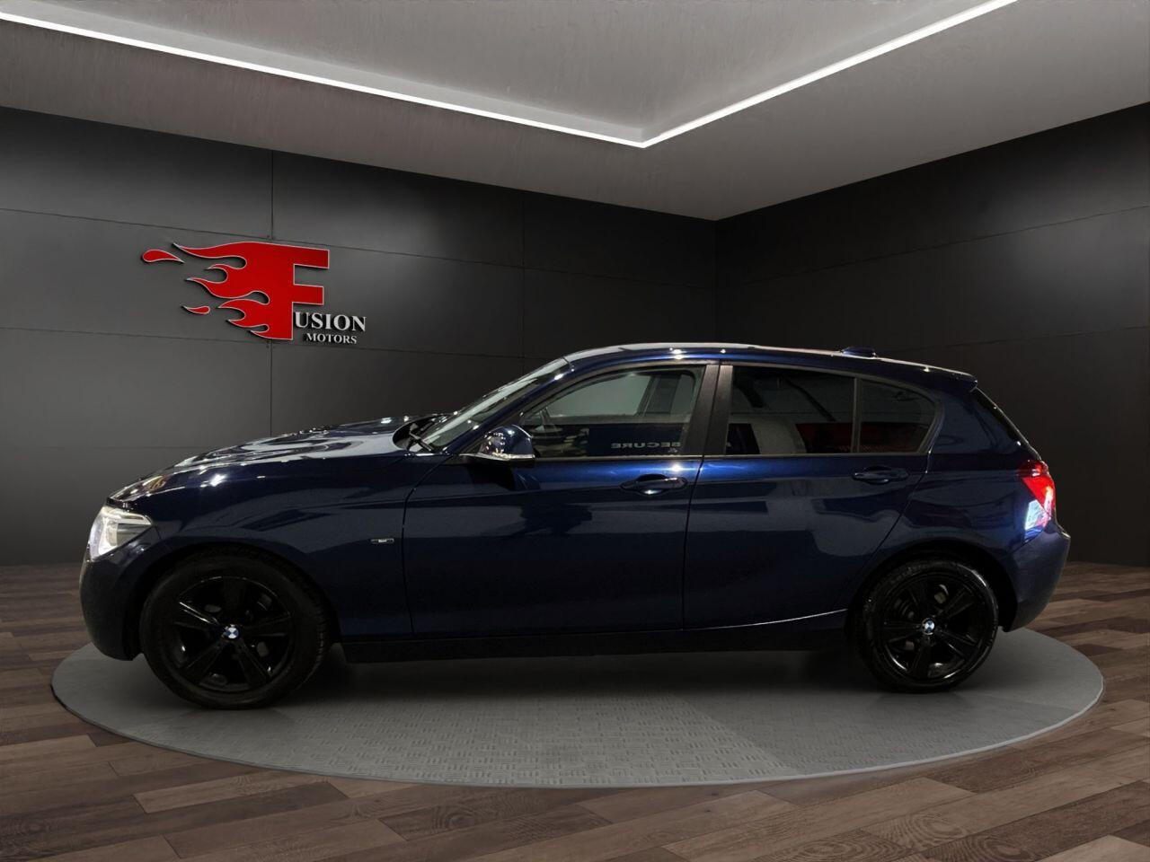 BMW 1 Series view 3