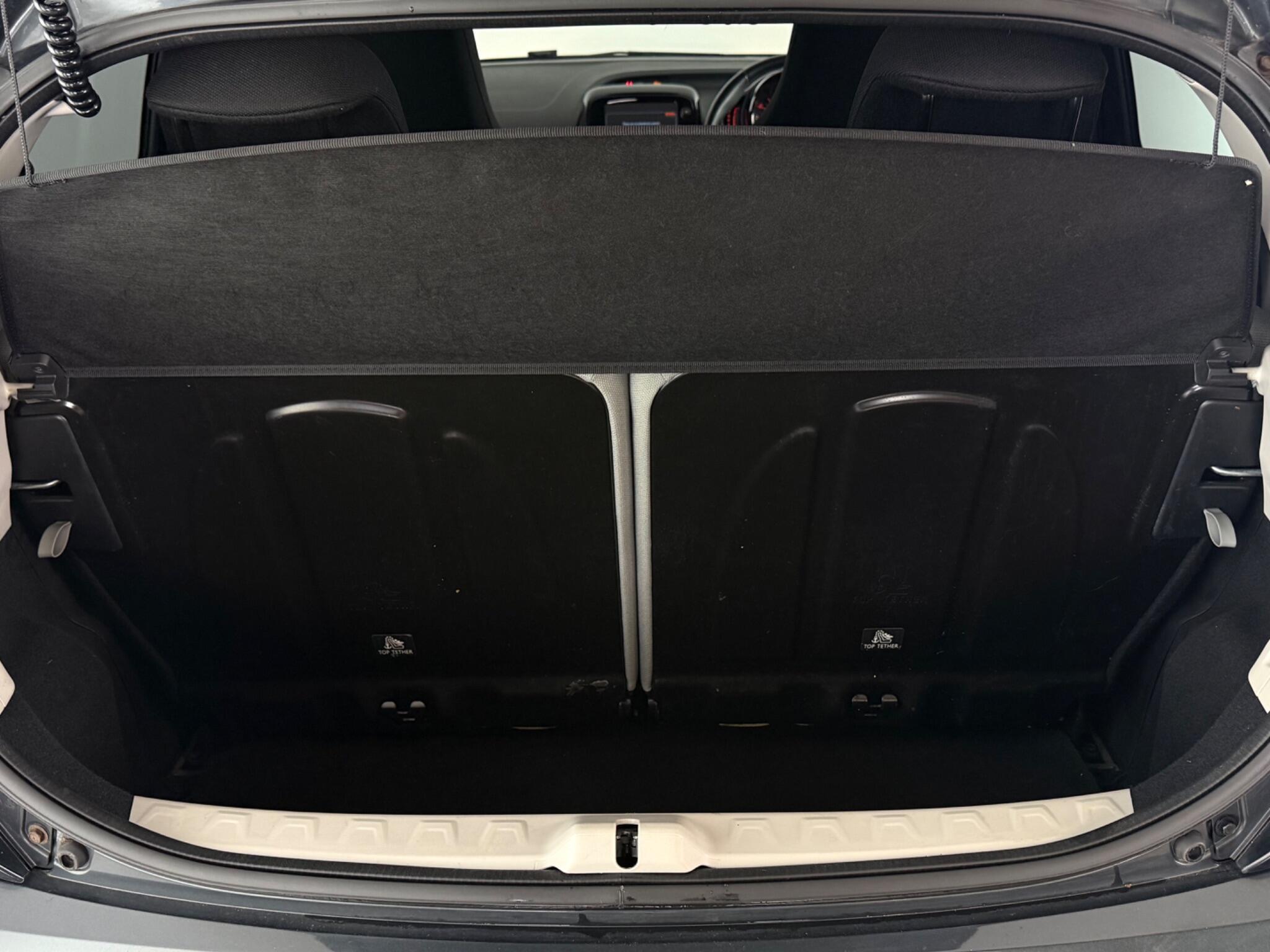 Toyota Aygo view 10