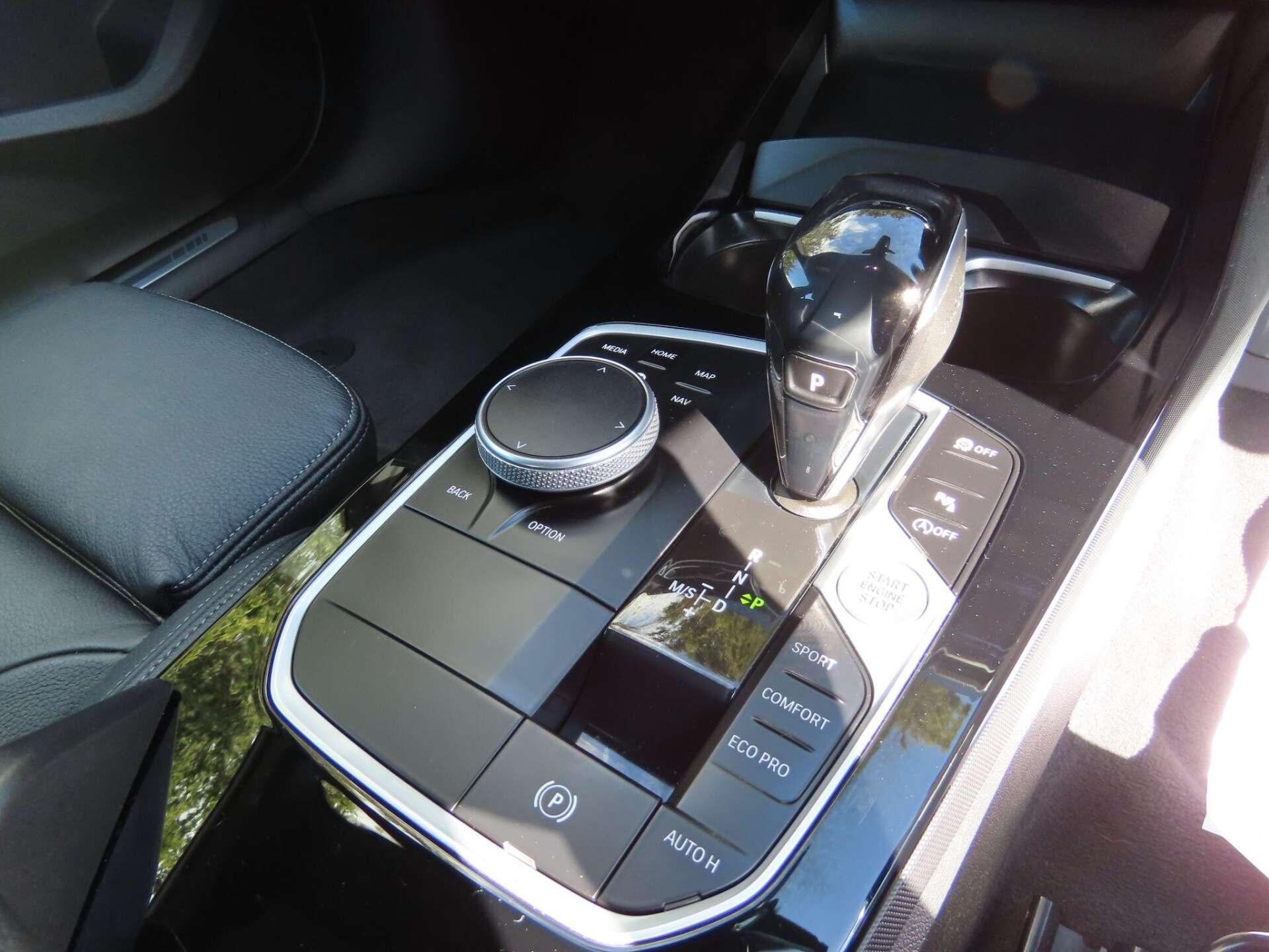 BMW 2 Series view 14