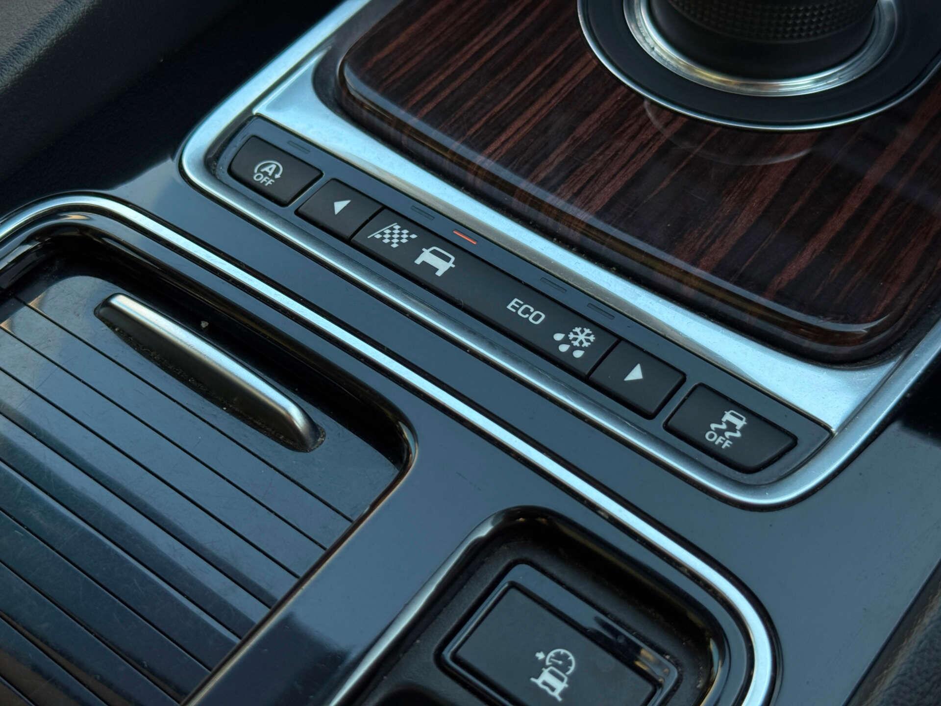 Jaguar F-Pace view 63