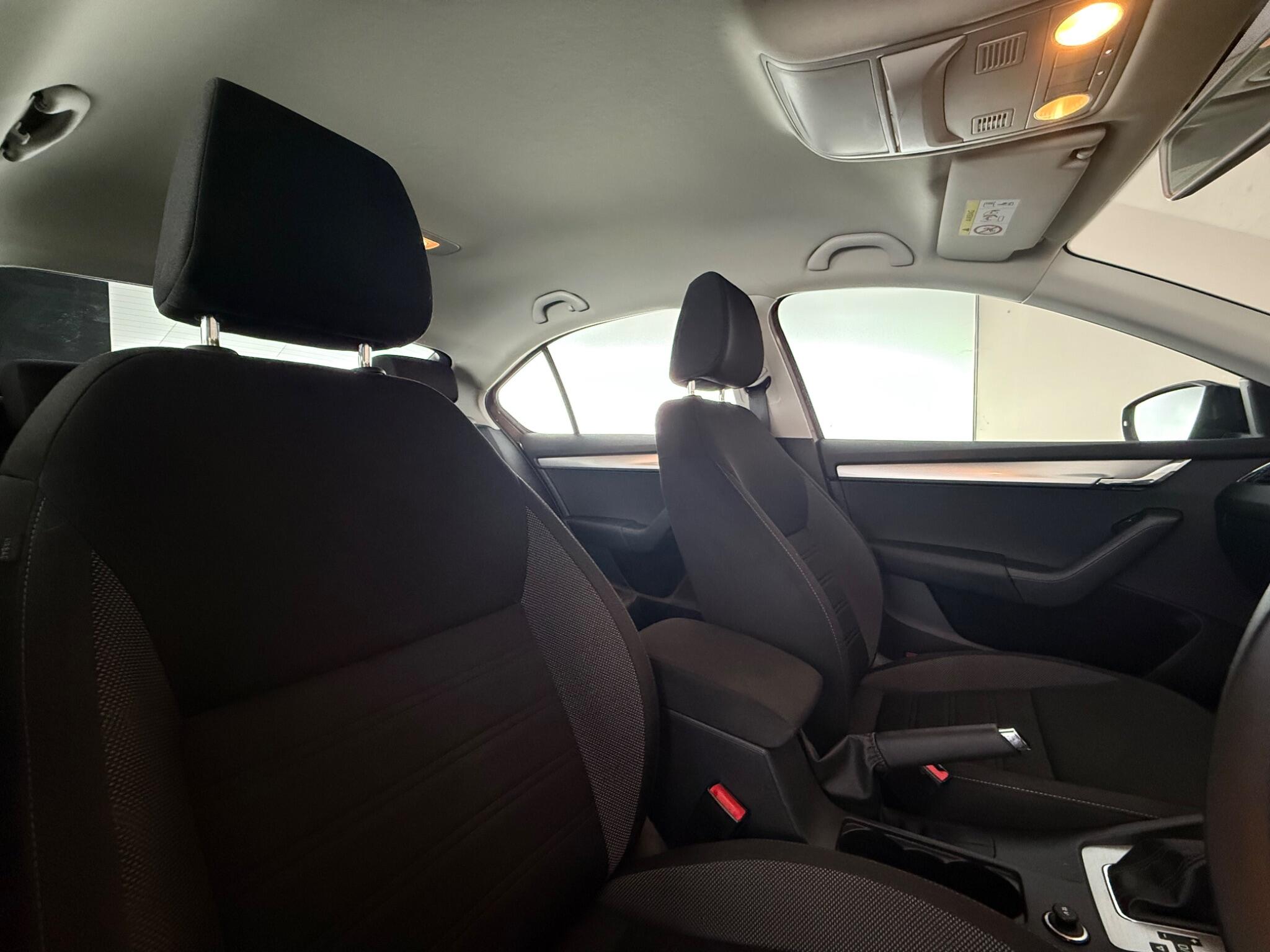 Skoda Octavia view 37