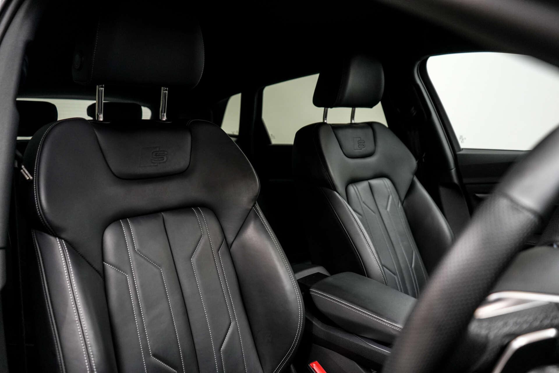 Audi Q8 E-Tron view 14