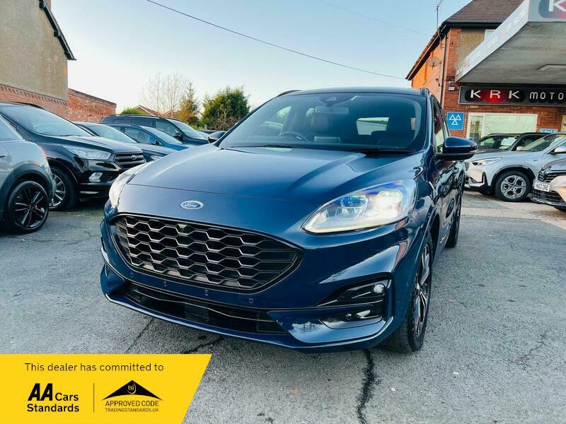 2023 Ford Kuga 2.5 EcoBoost Duratec 14.4kWh ST-Line X CVT Euro 6 (s/s) 5dr • 23,532 miles image 3