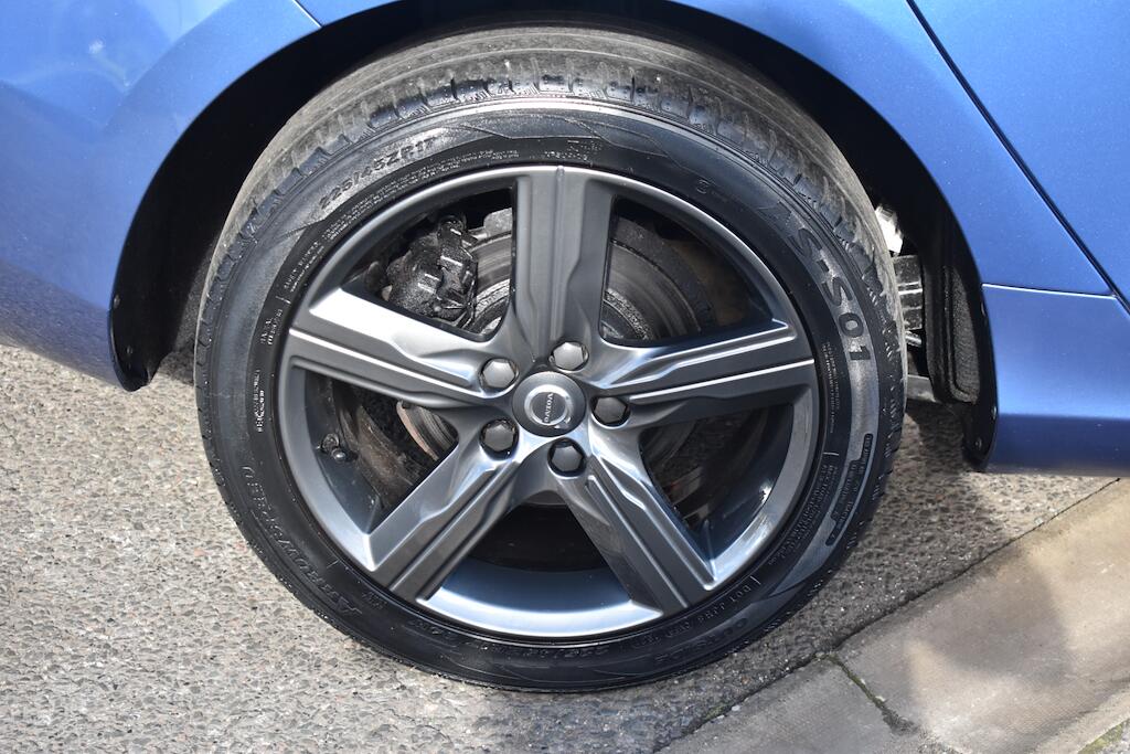 Volvo V40 view 75