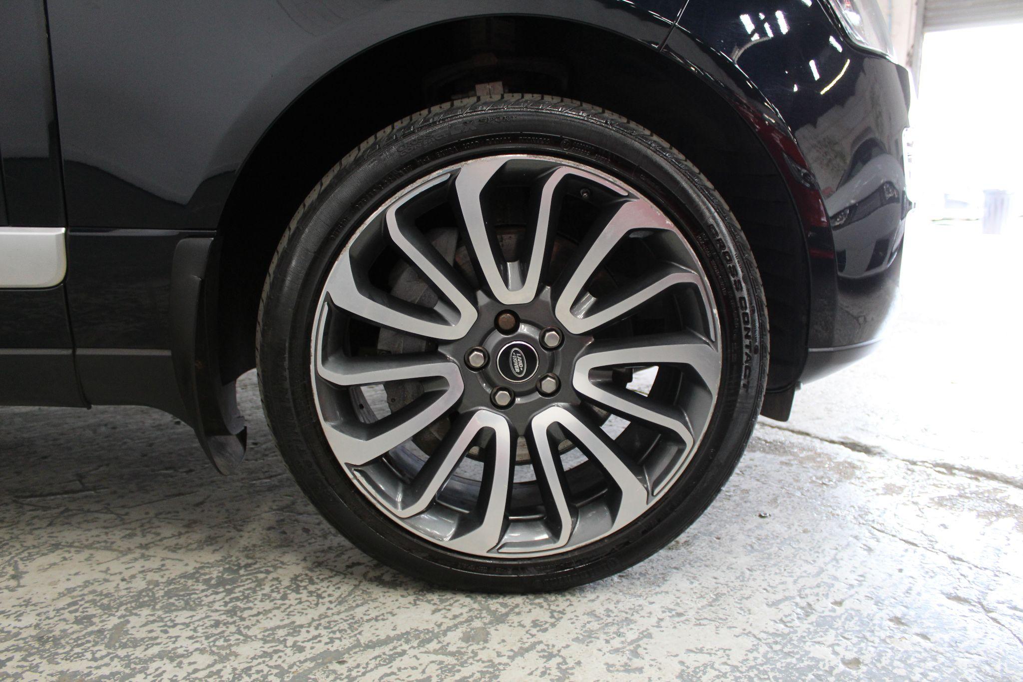 Land Rover Range Rover view 73