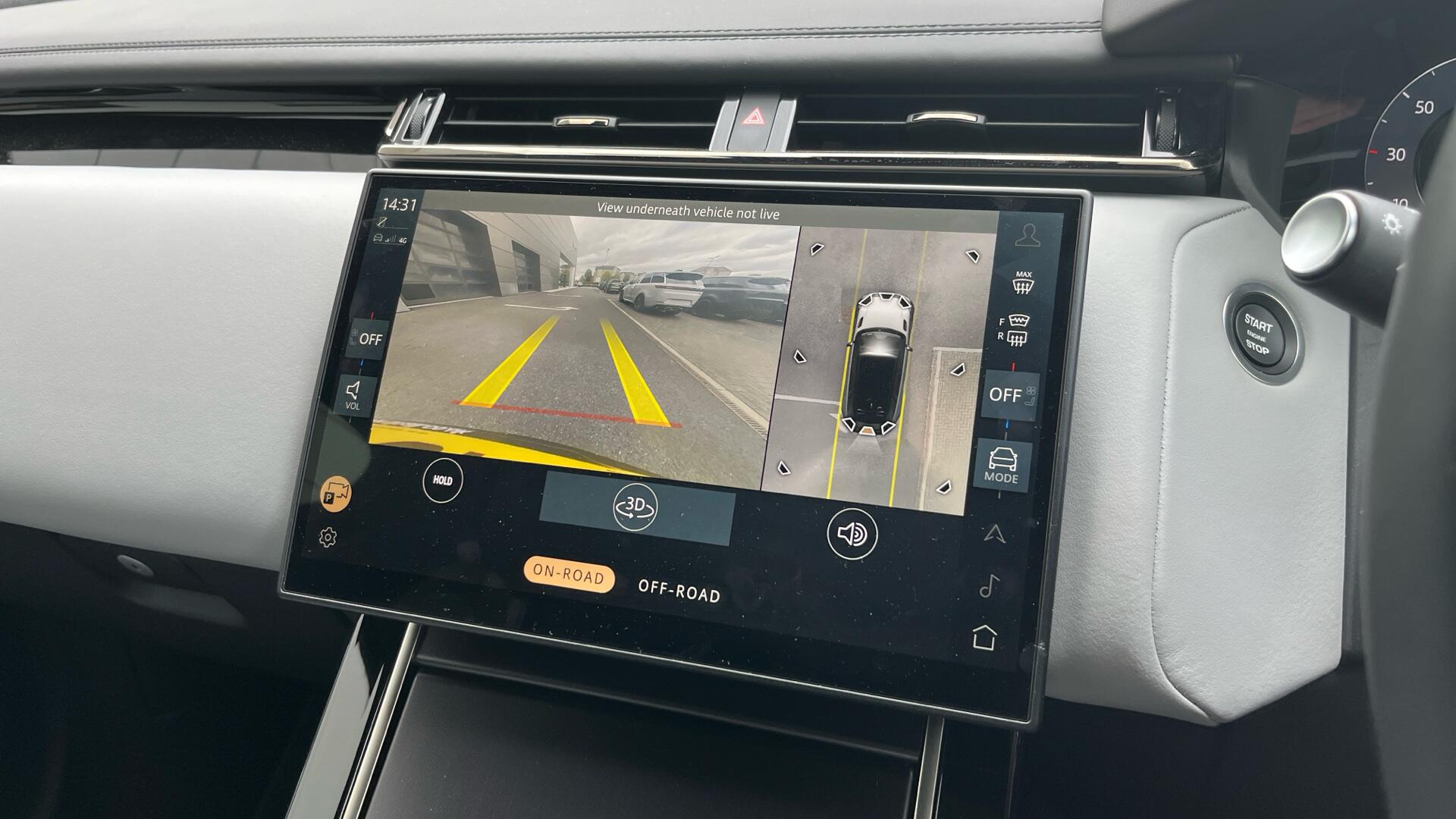 Land Rover Range Rover Velar view 12