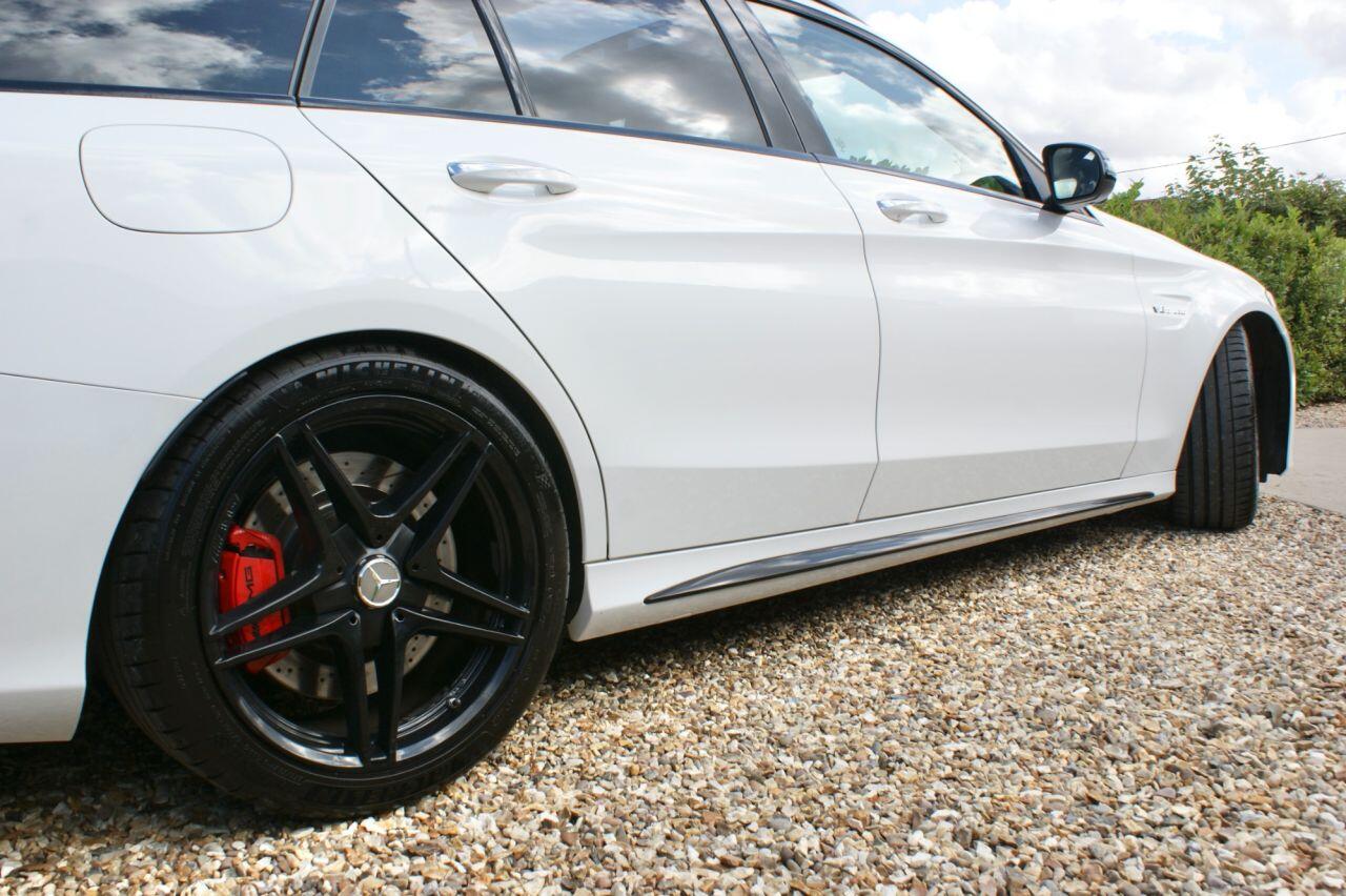 Mercedes-Benz C Class view 16
