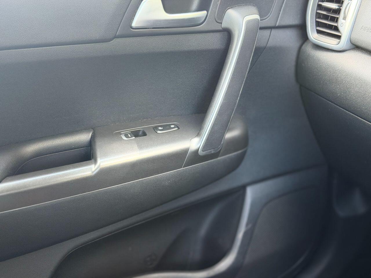 Kia Sportage view 20