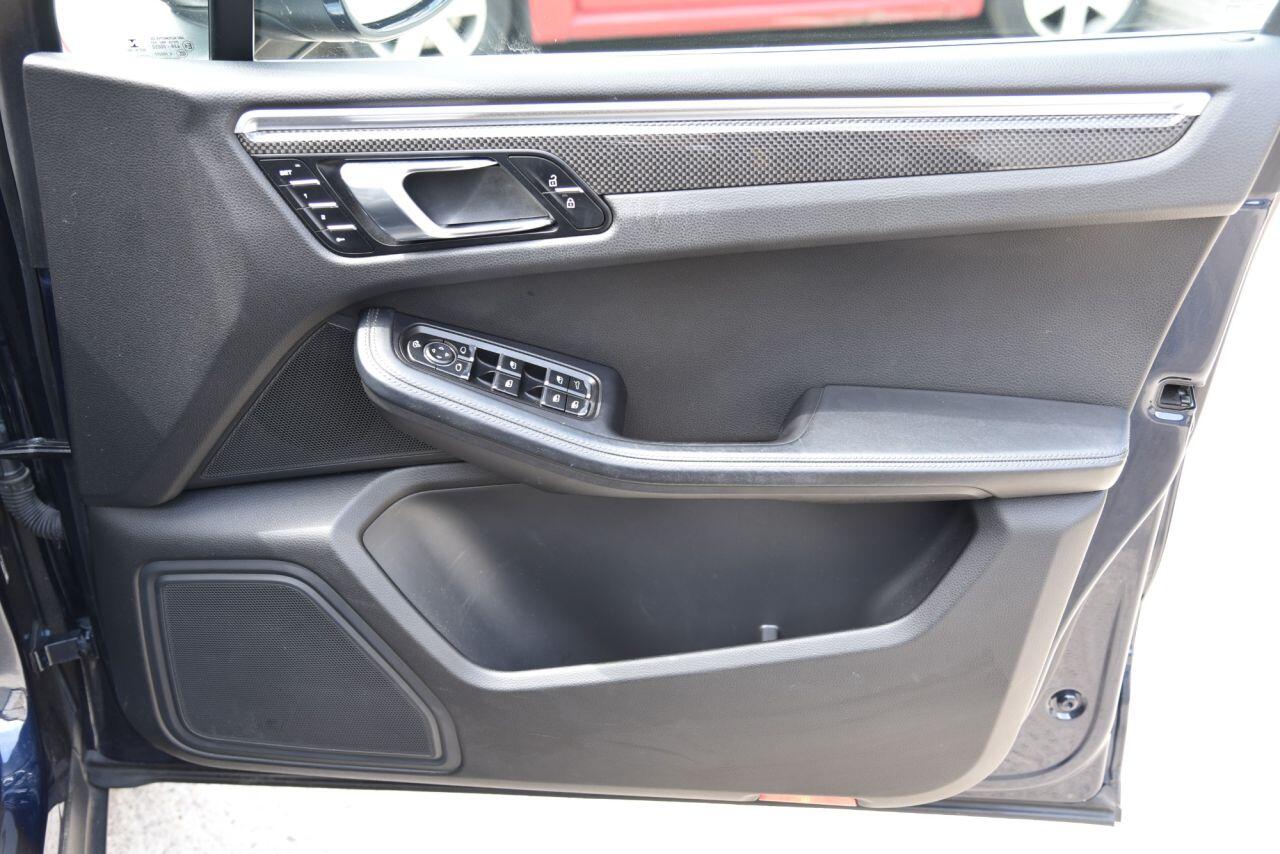 Porsche Macan view 57