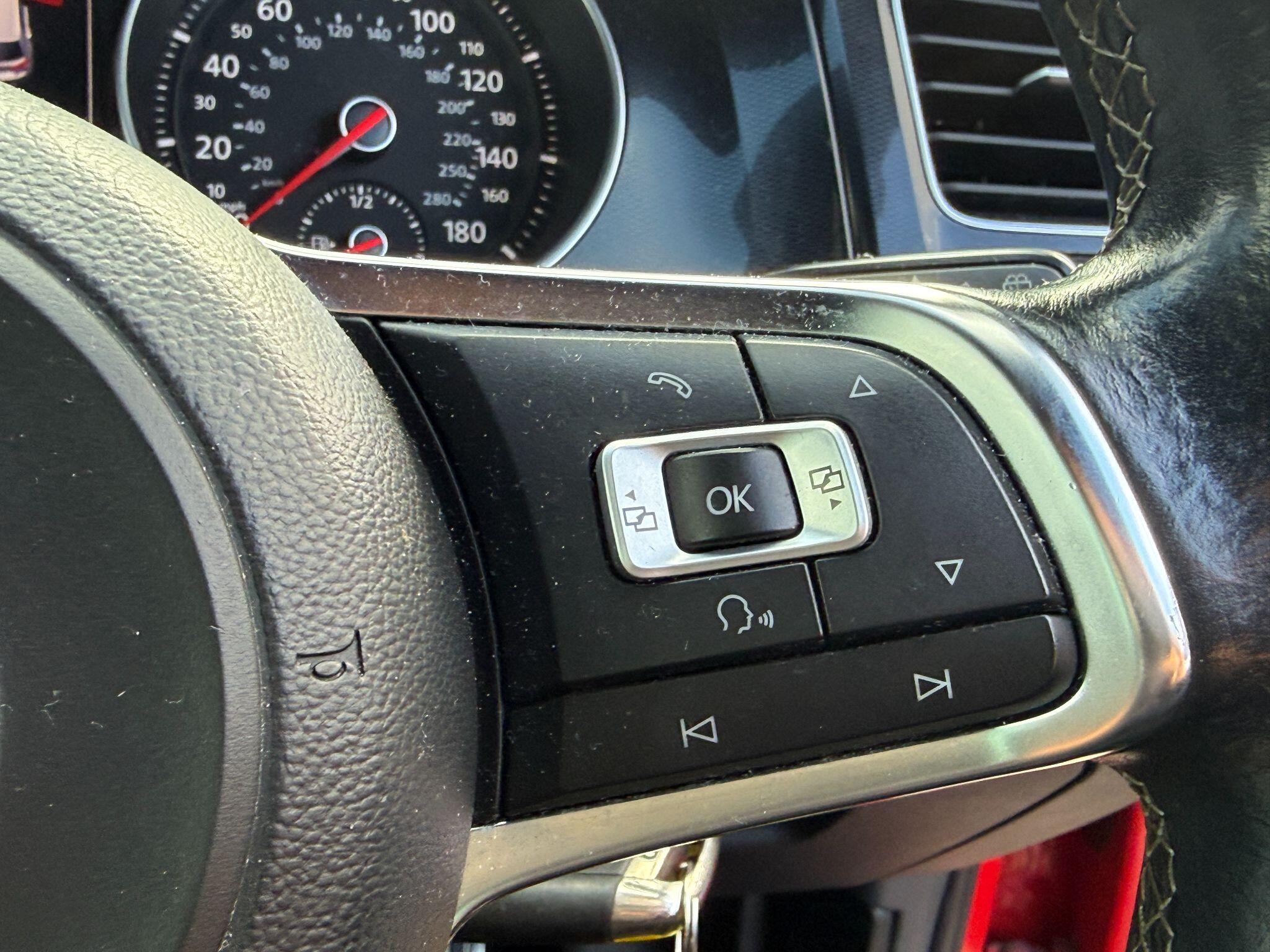Volkswagen Golf view 15