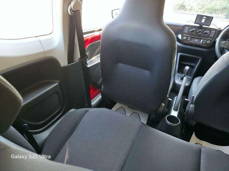 Volkswagen Up! view 48