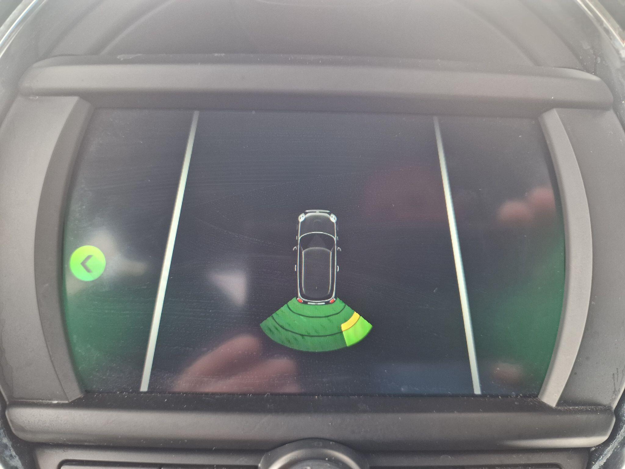Mini Hatch view 41