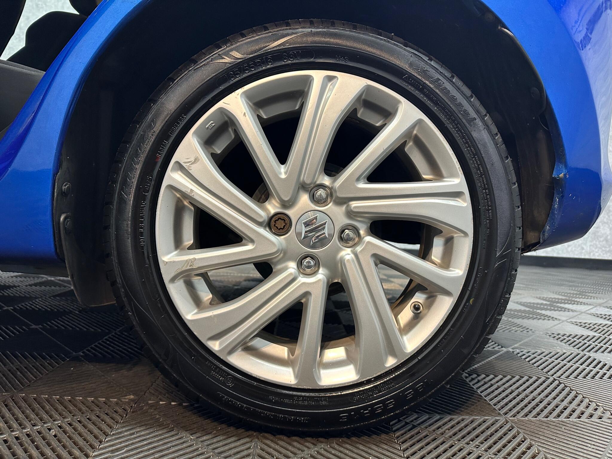 Suzuki Swift view 23