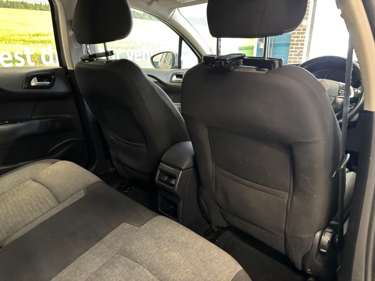 Citroen C4 view 15