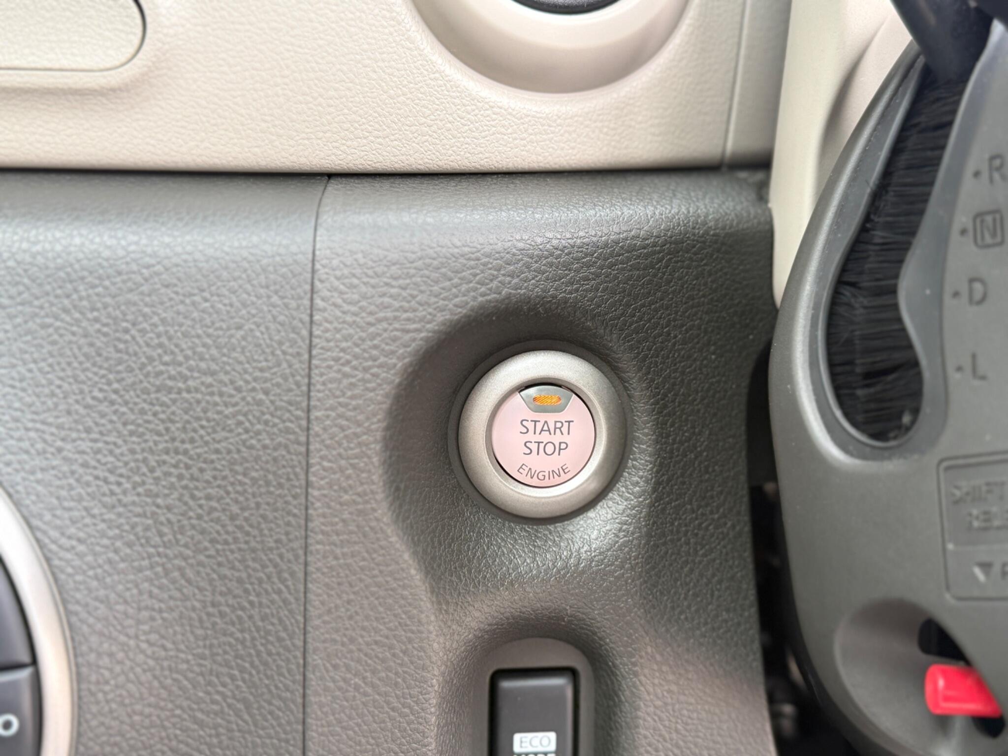 Nissan Cube view 68