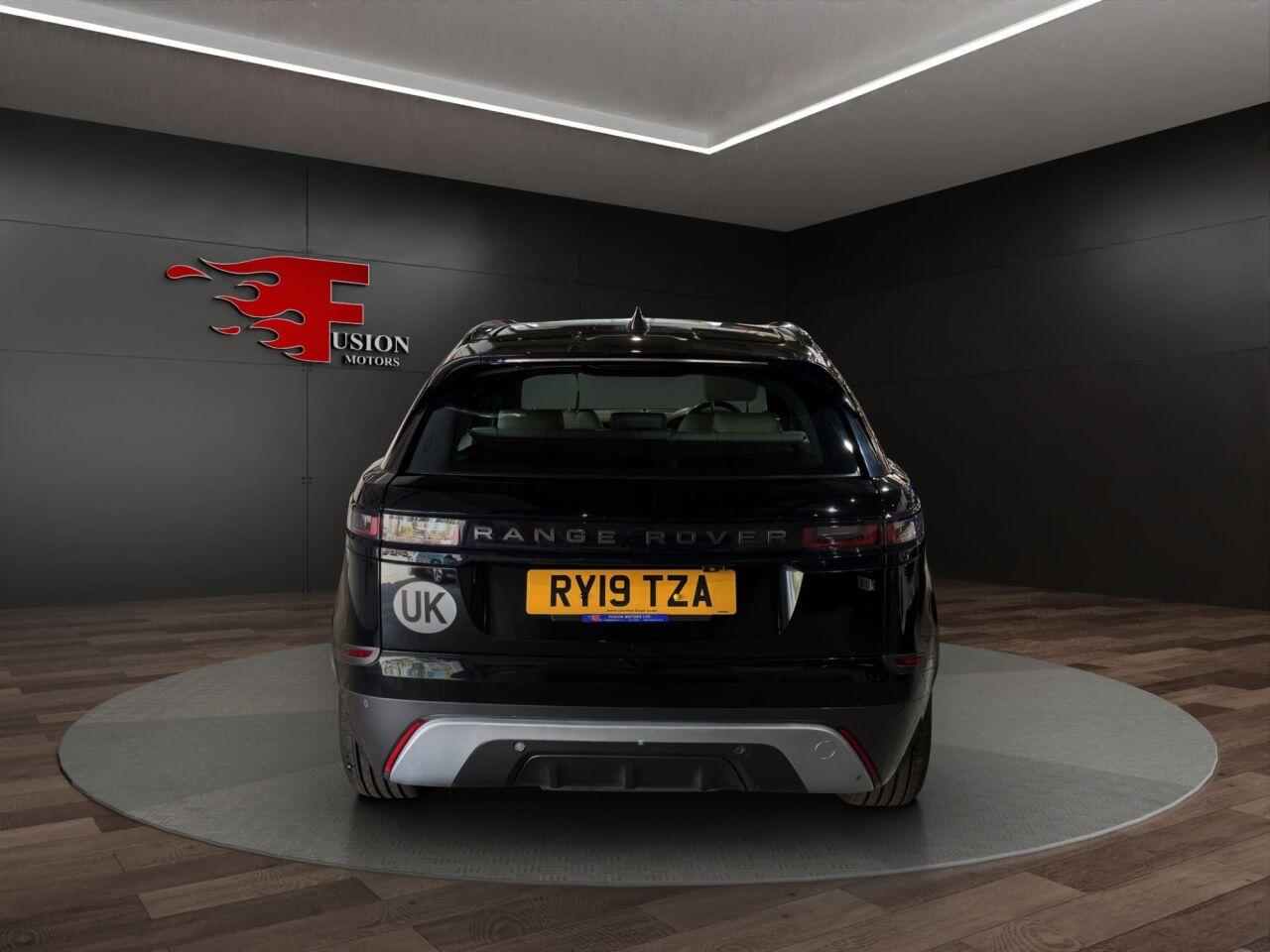 Land Rover Range Rover Velar view 6