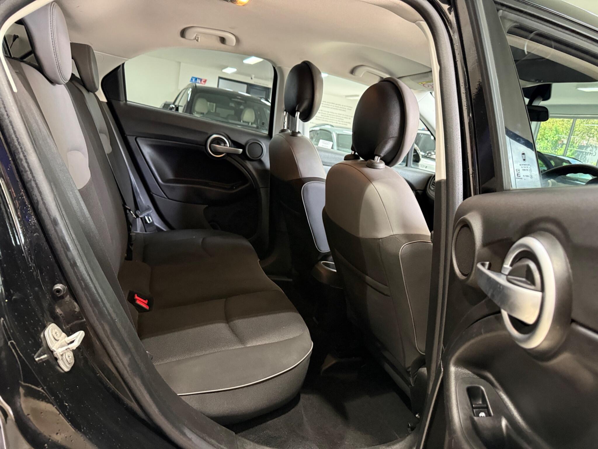 Fiat 500X view 21