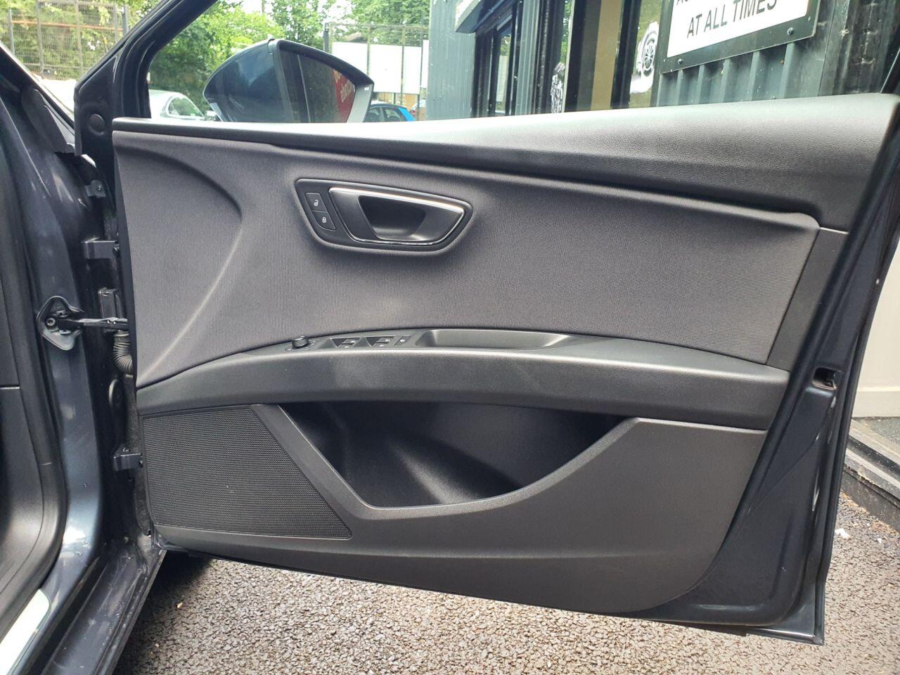 Seat Leon Leon view 12