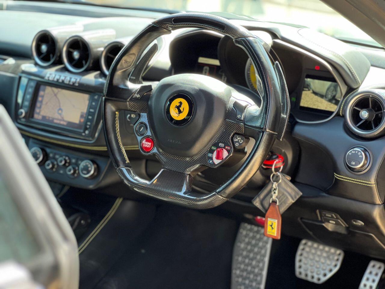 Ferrari FF view 17