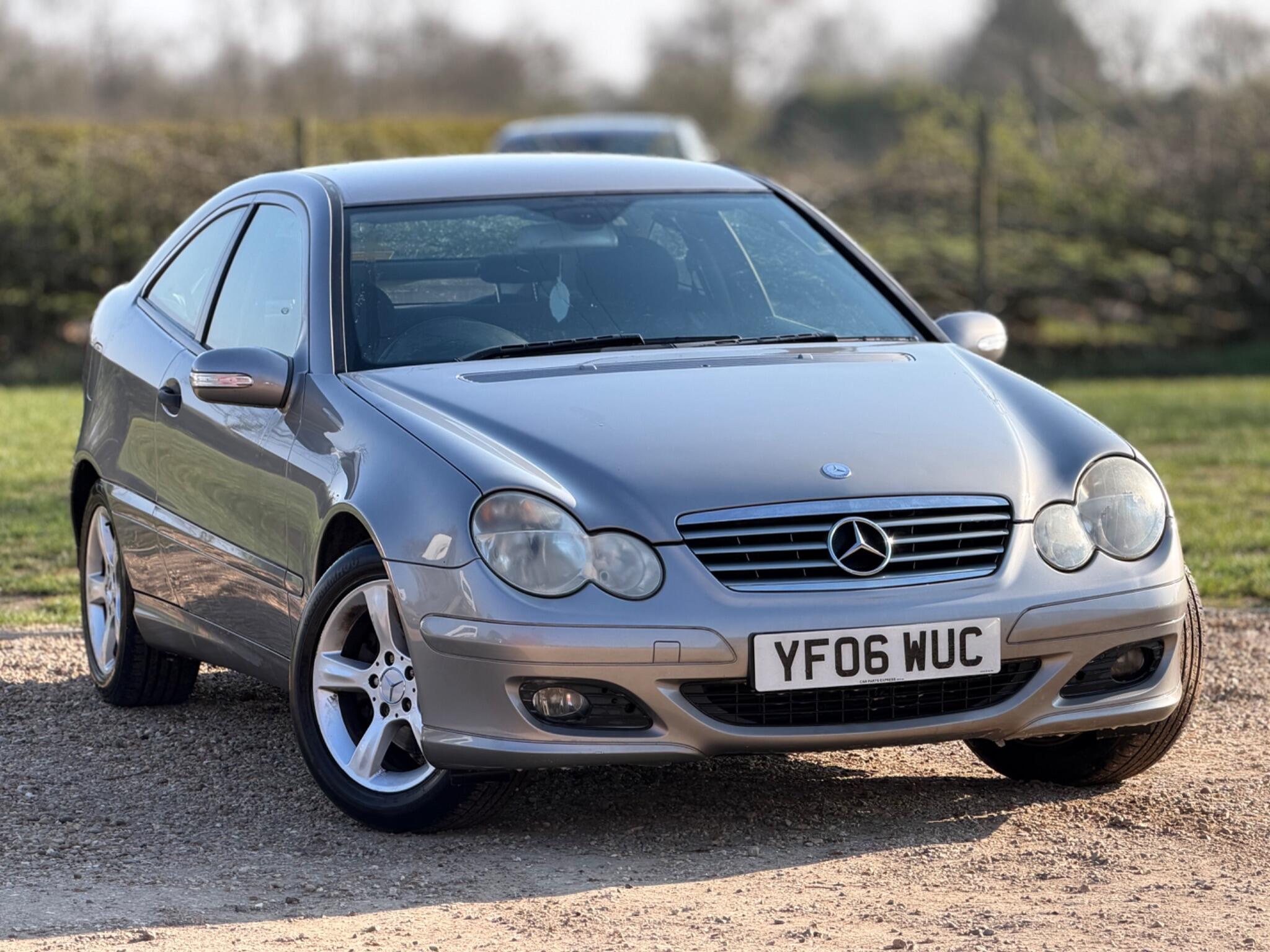 2006 Mercedes-Benz C Class 1.8 C180 Kompressor SE 2dr image 7