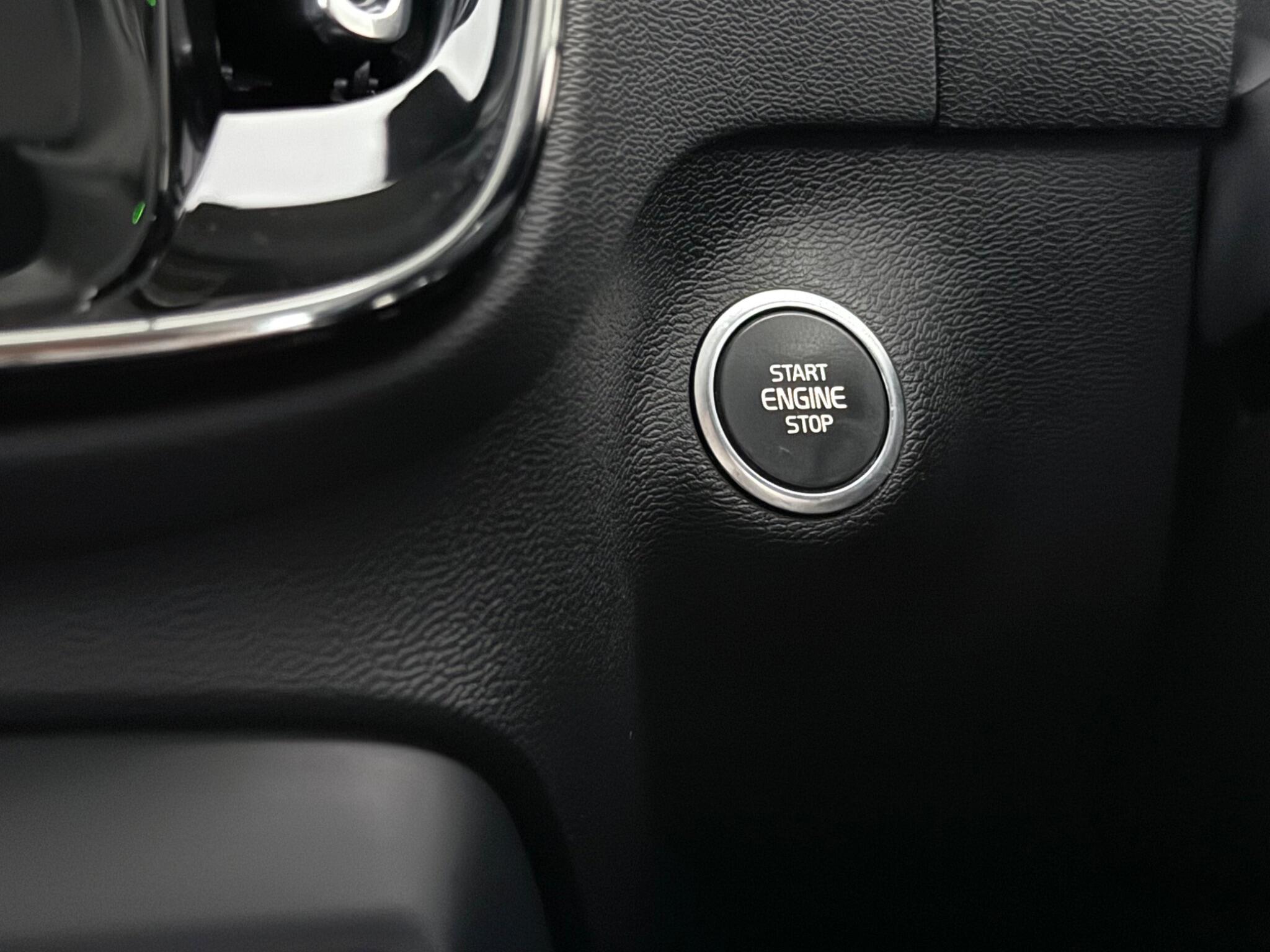 Volvo XC40 view 18