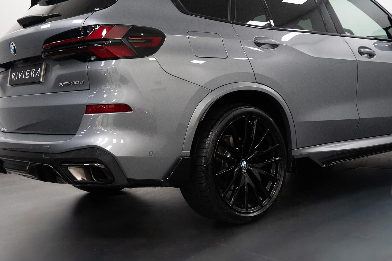 BMW X5 view 43