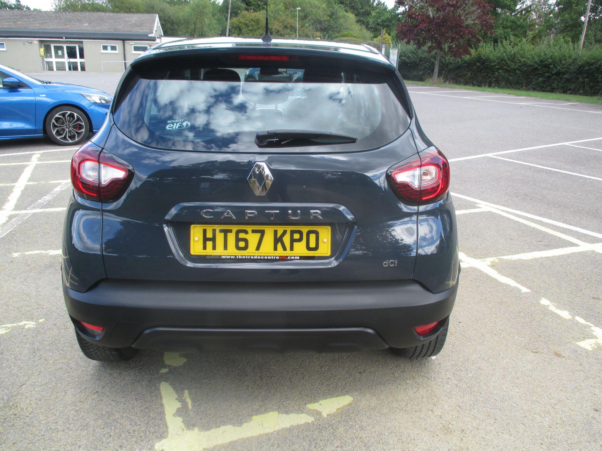 Renault Captur view 14