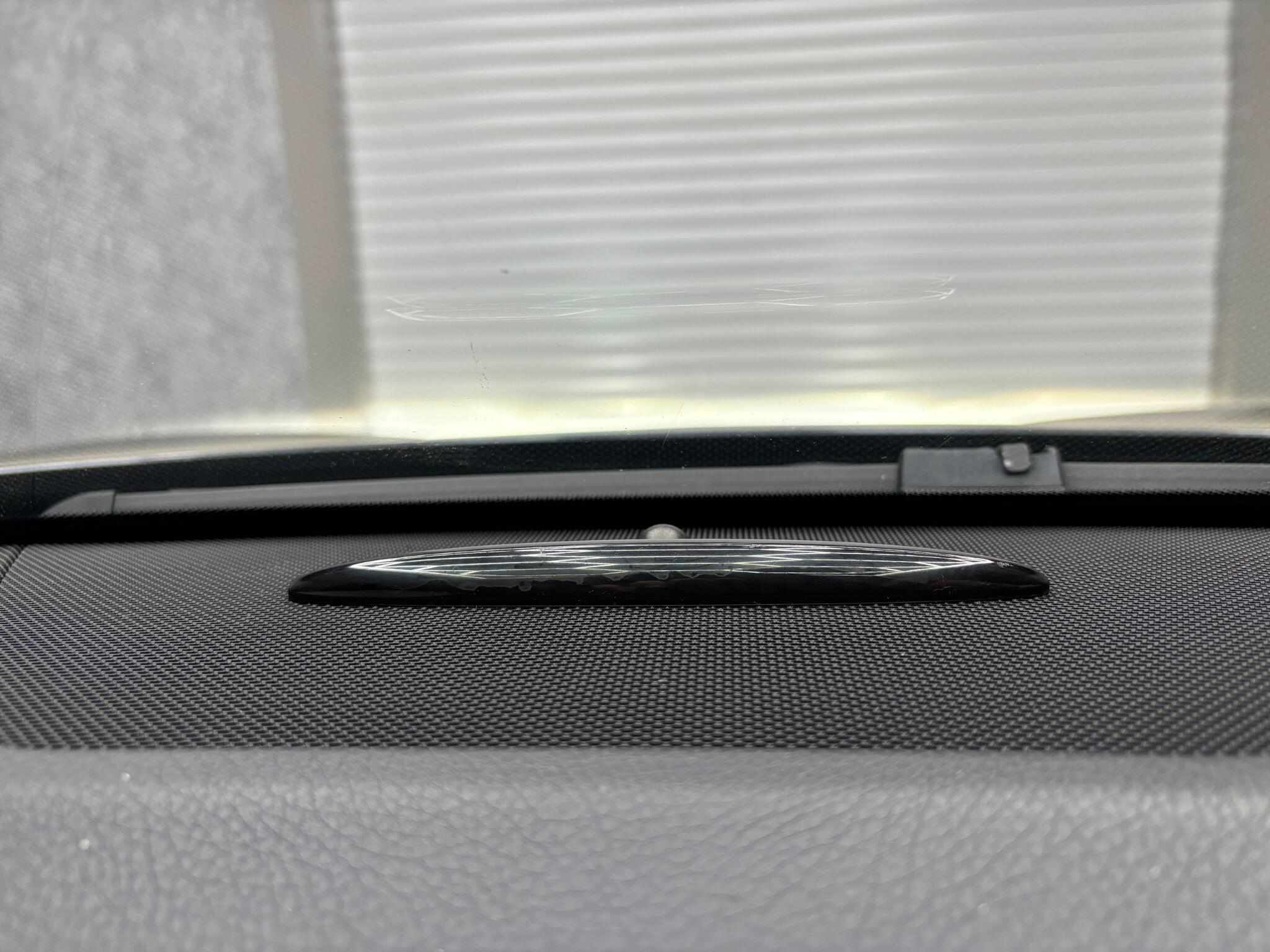 Mercedes-Benz C Class view 22