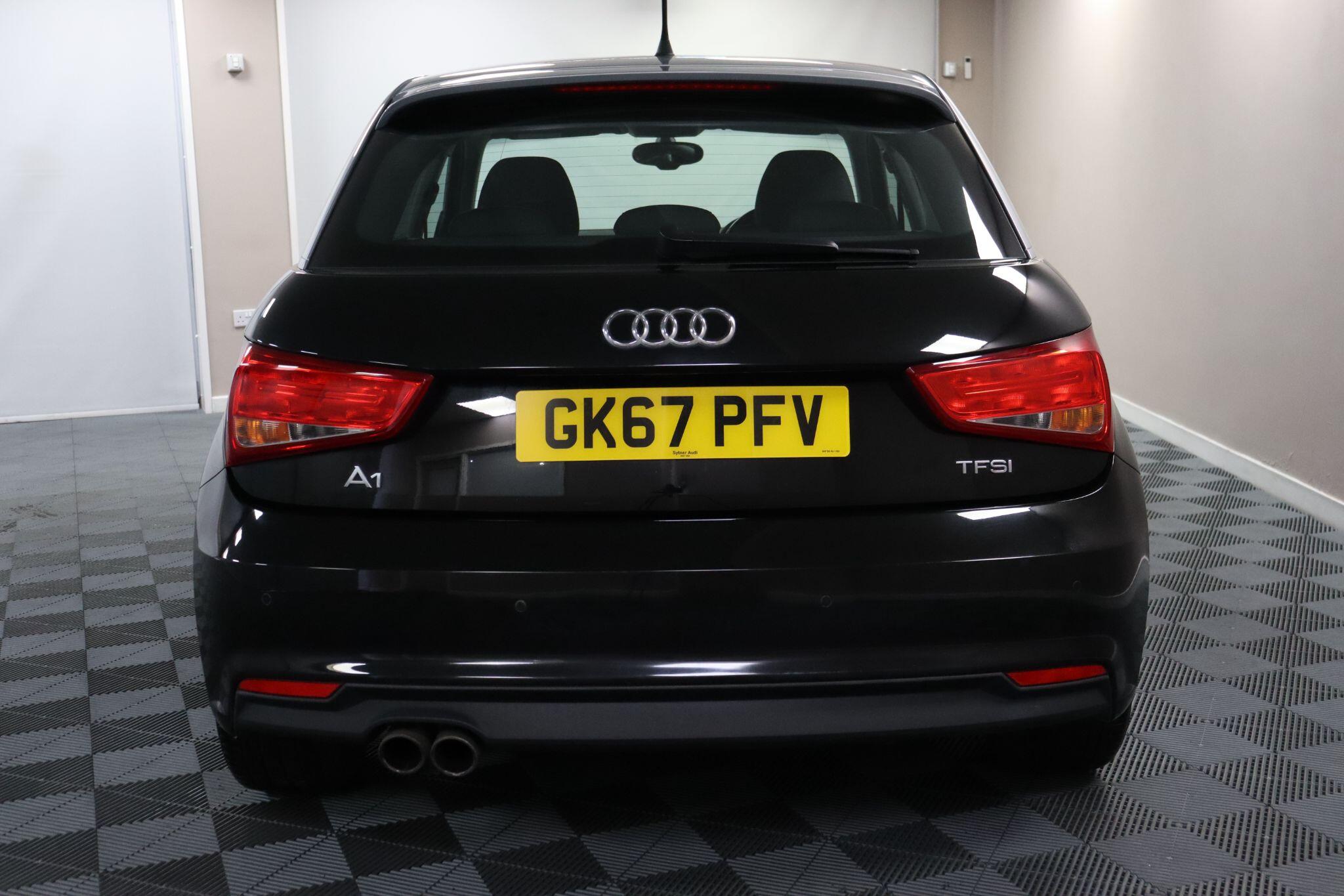 Audi A1 view 7