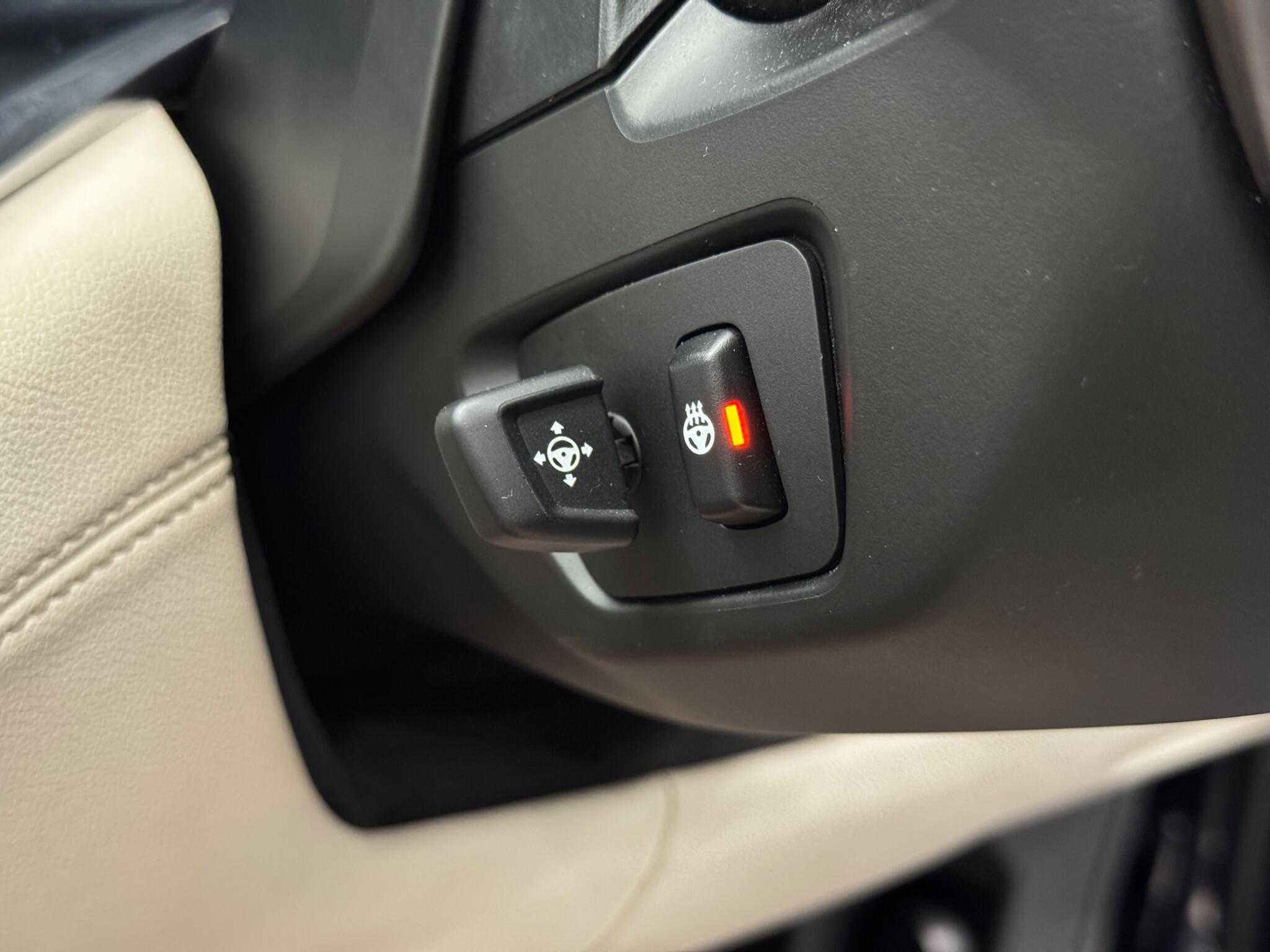 BMW 7 Series view 22