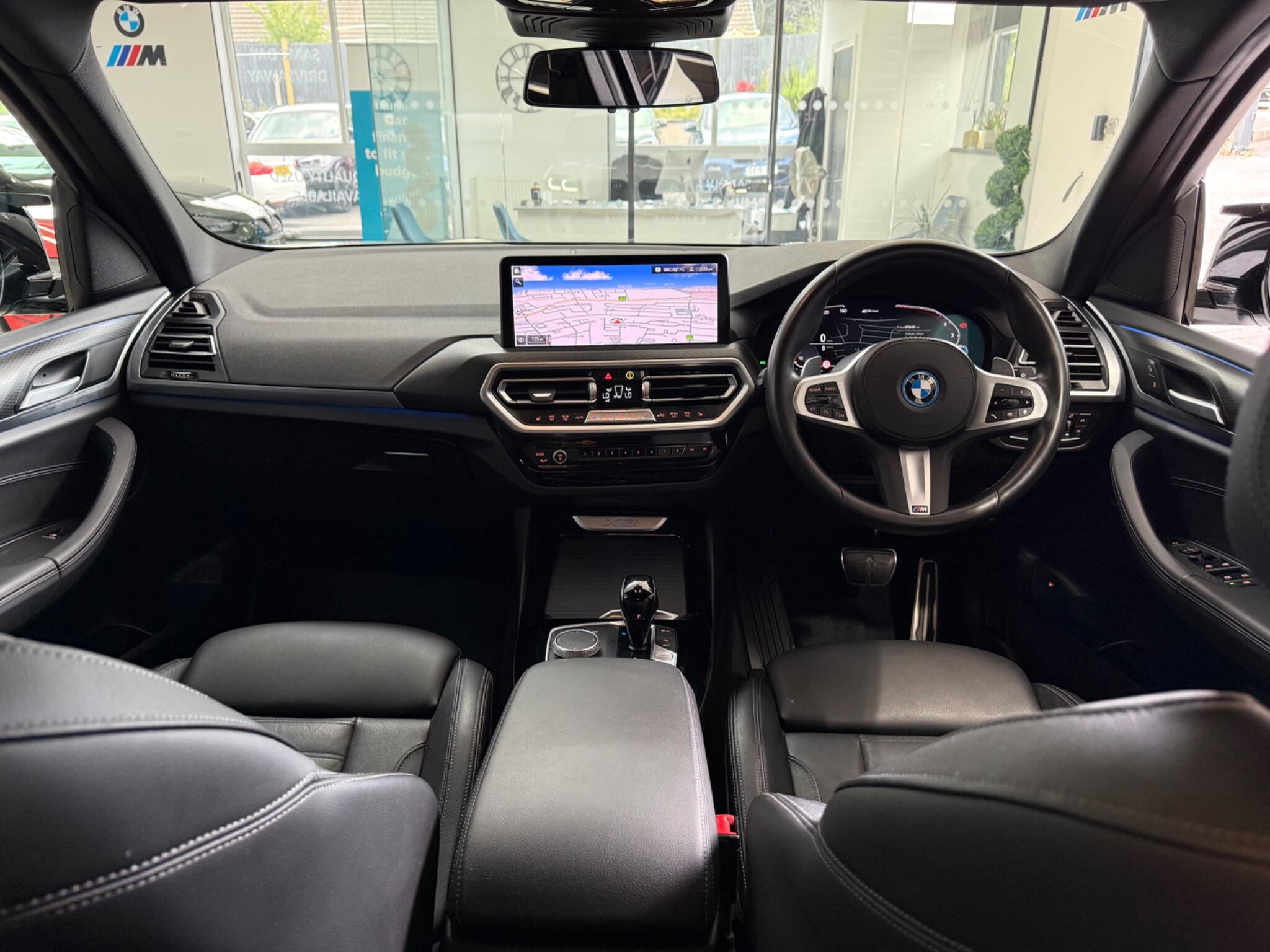 BMW X3 view 7