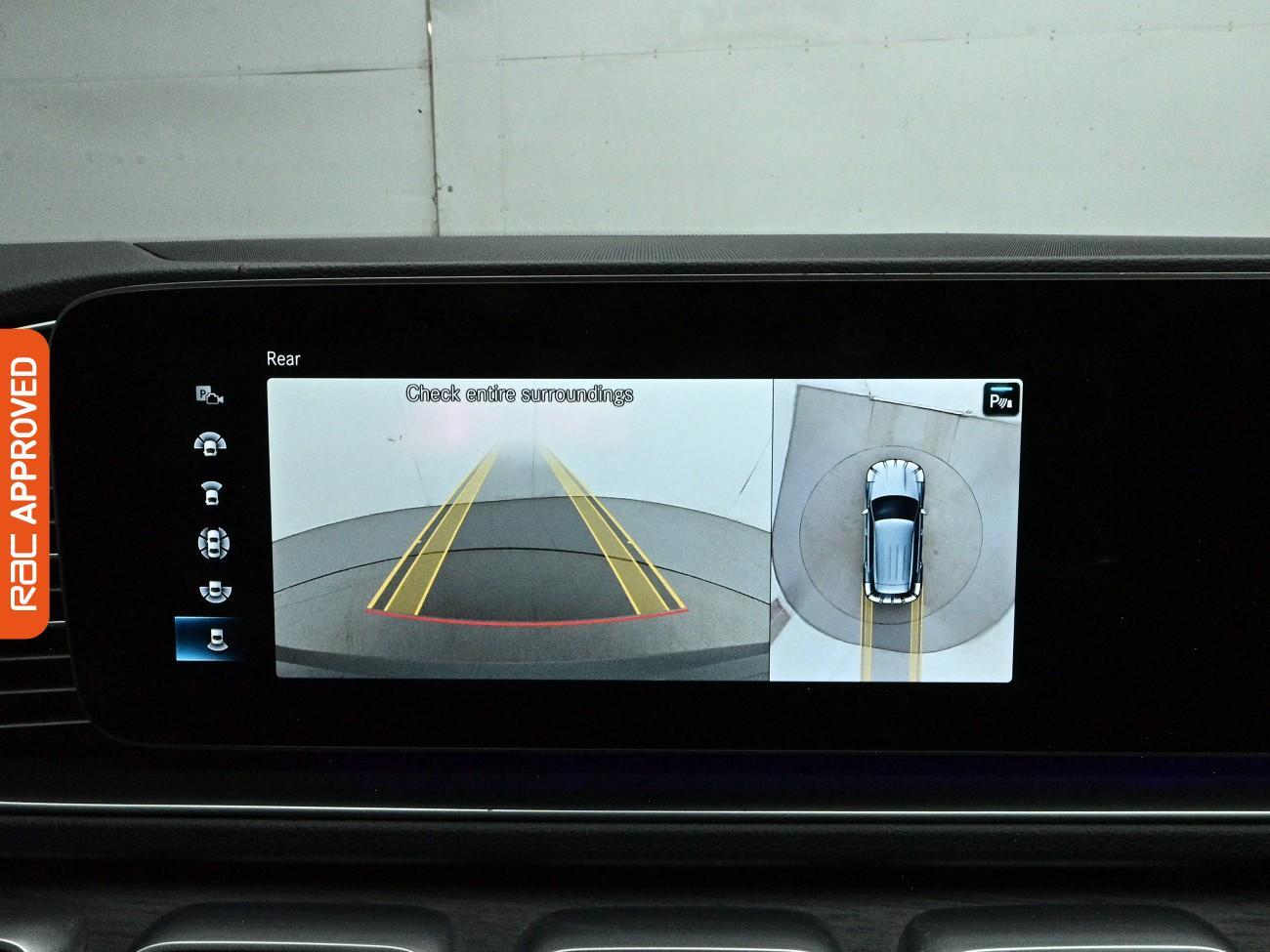 Mercedes-Benz GLE view 3