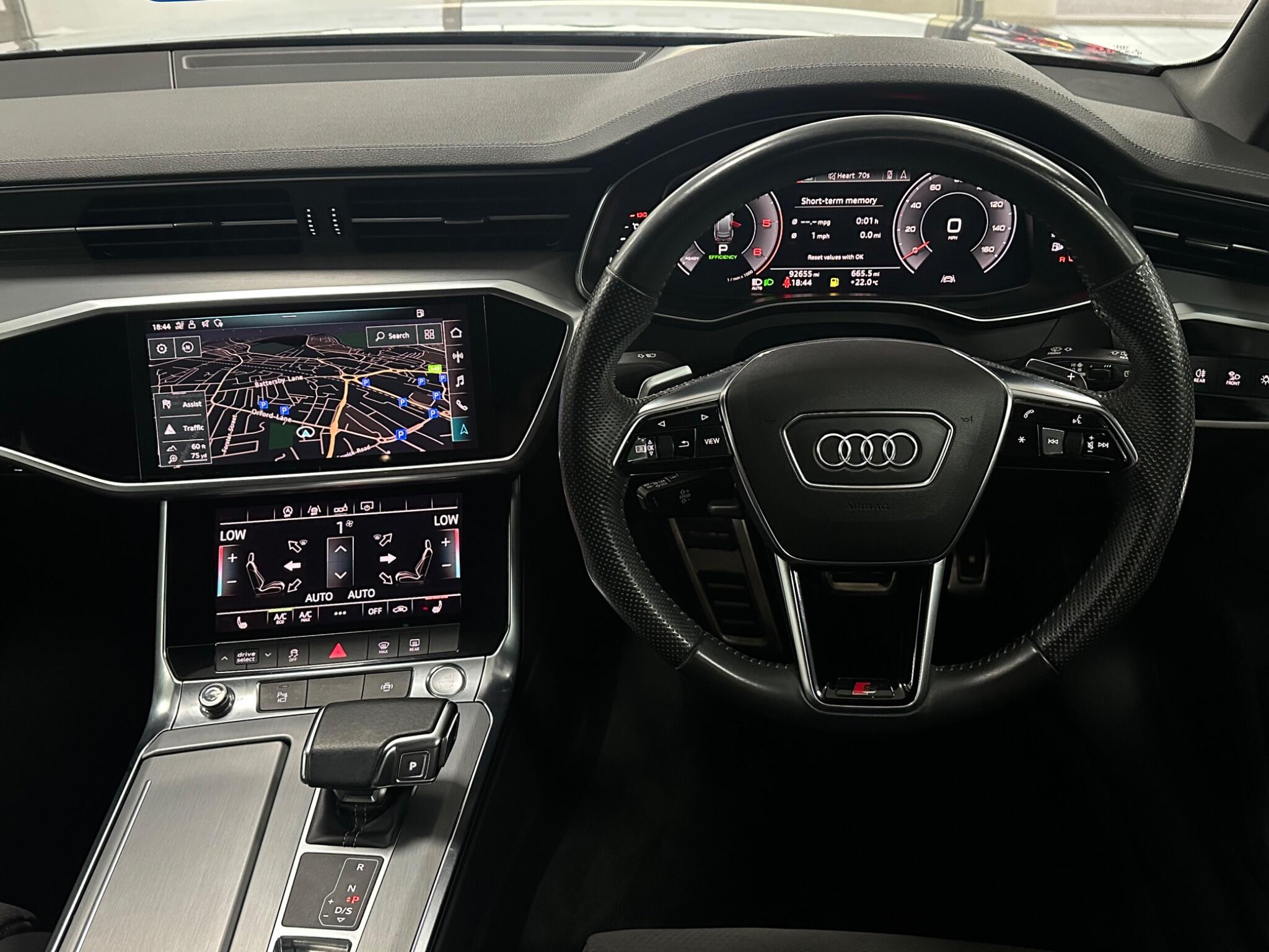 Audi A6 Avant view 17