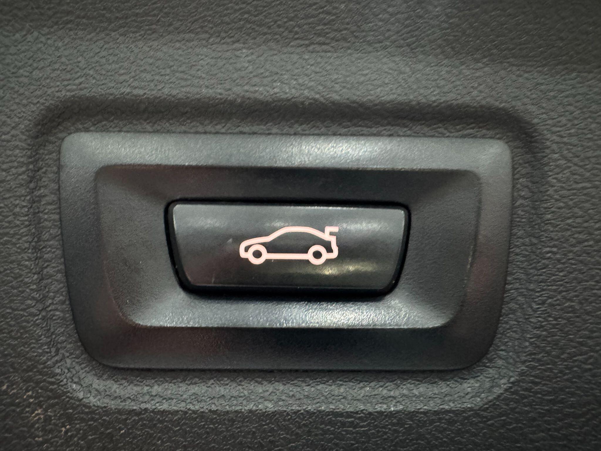 BMW I4 view 63