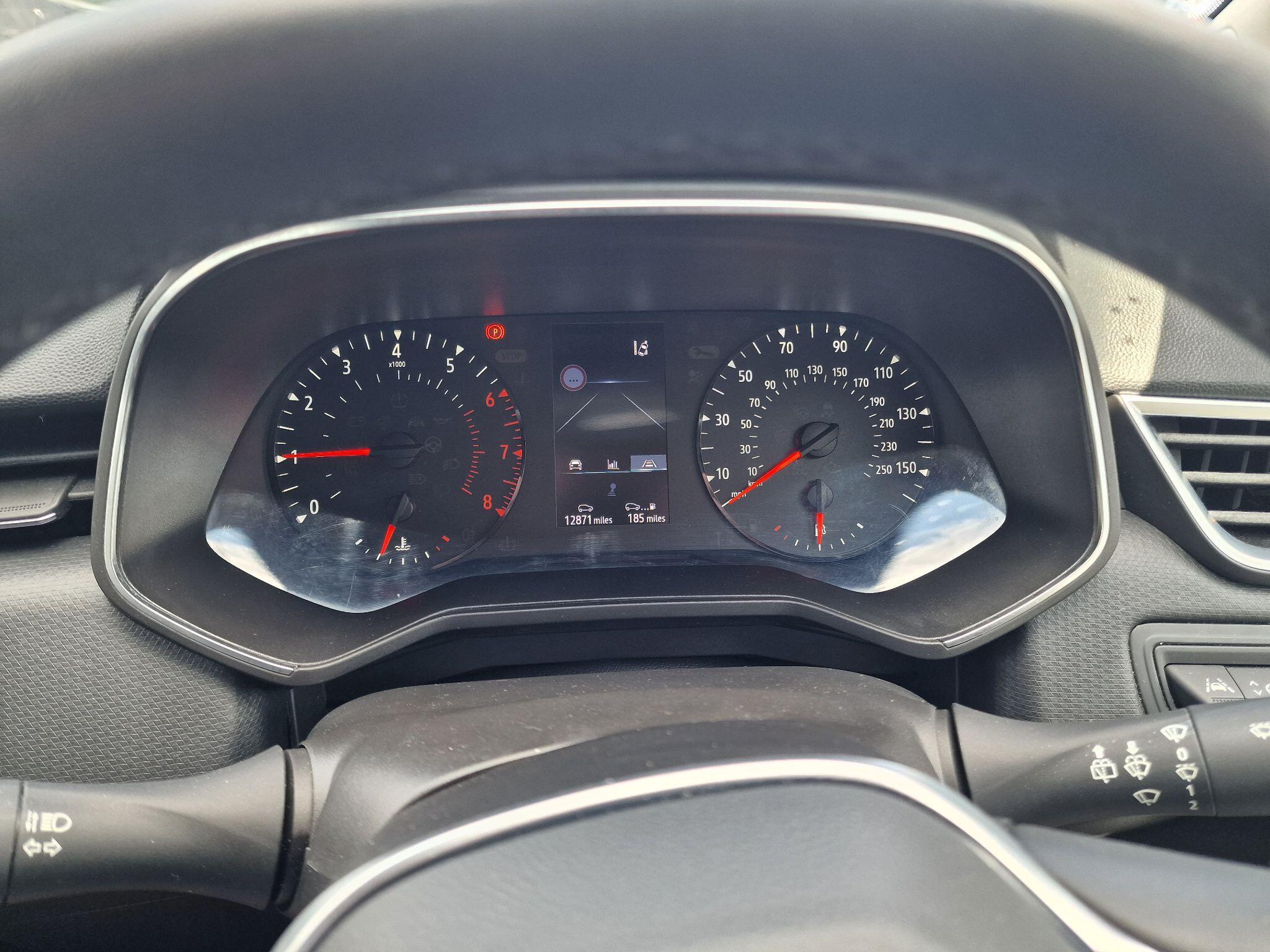 Renault Clio view 23