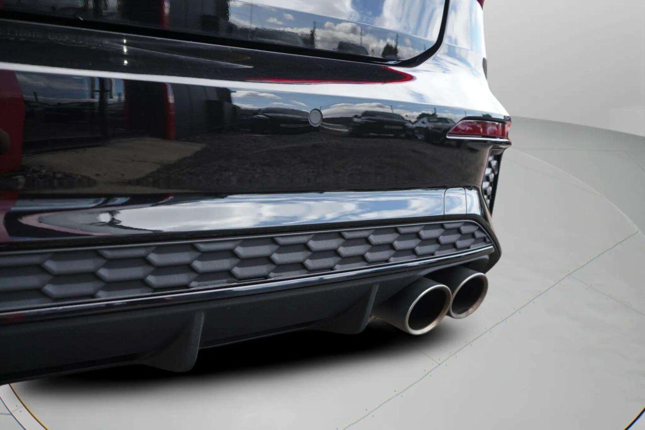 Audi S3 view 13