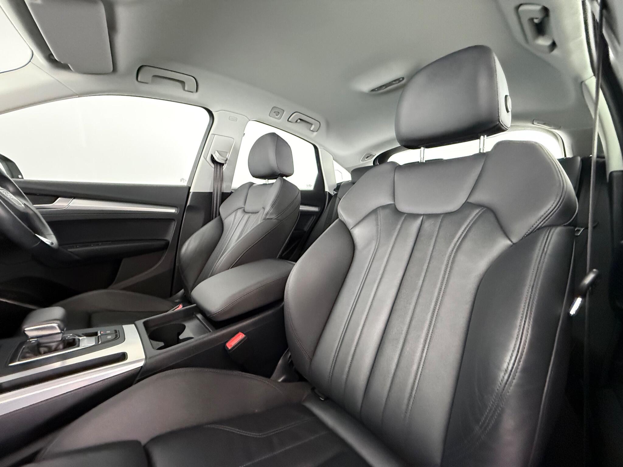 Audi Q5 view 30