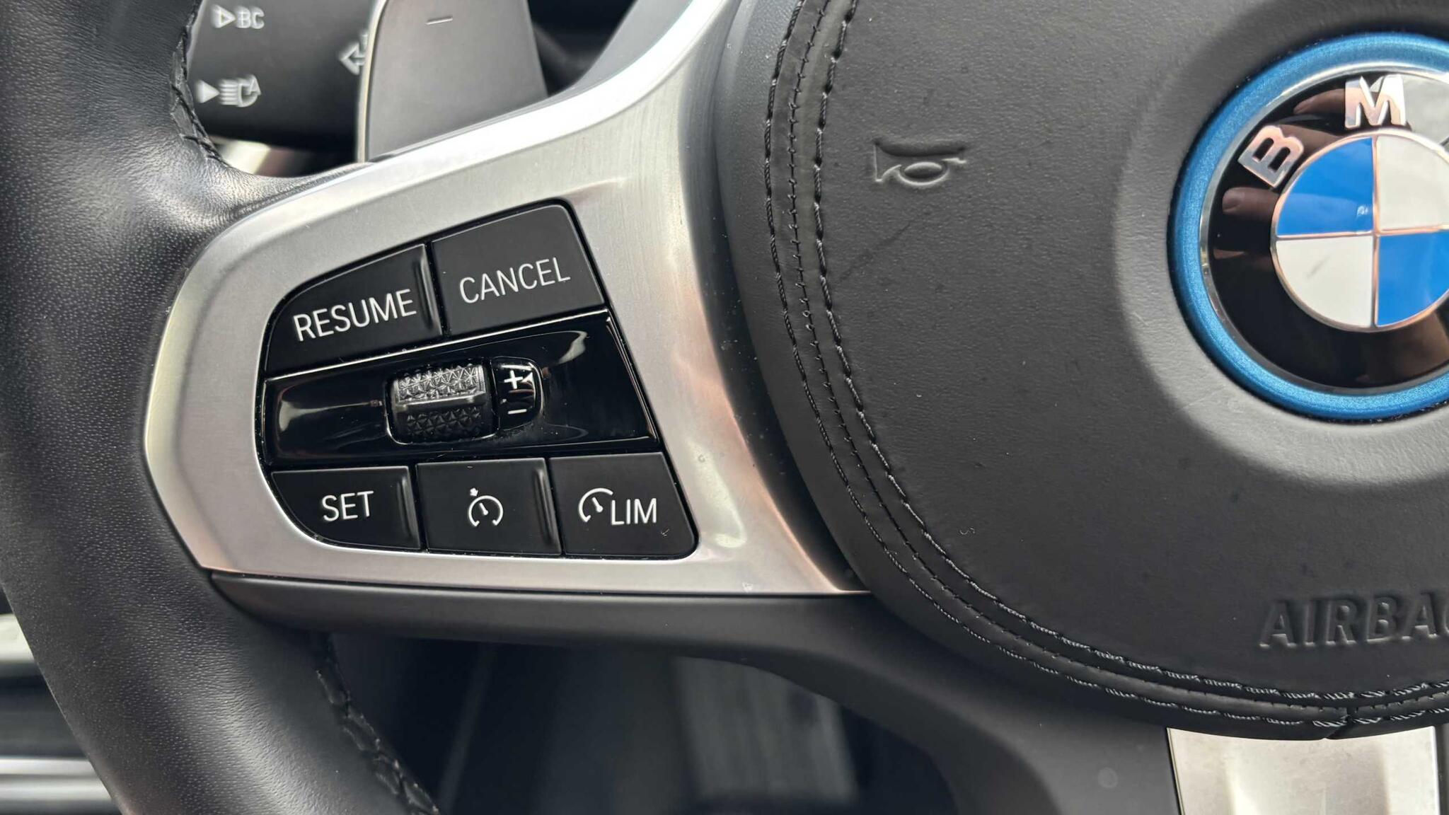 BMW X3 view 22