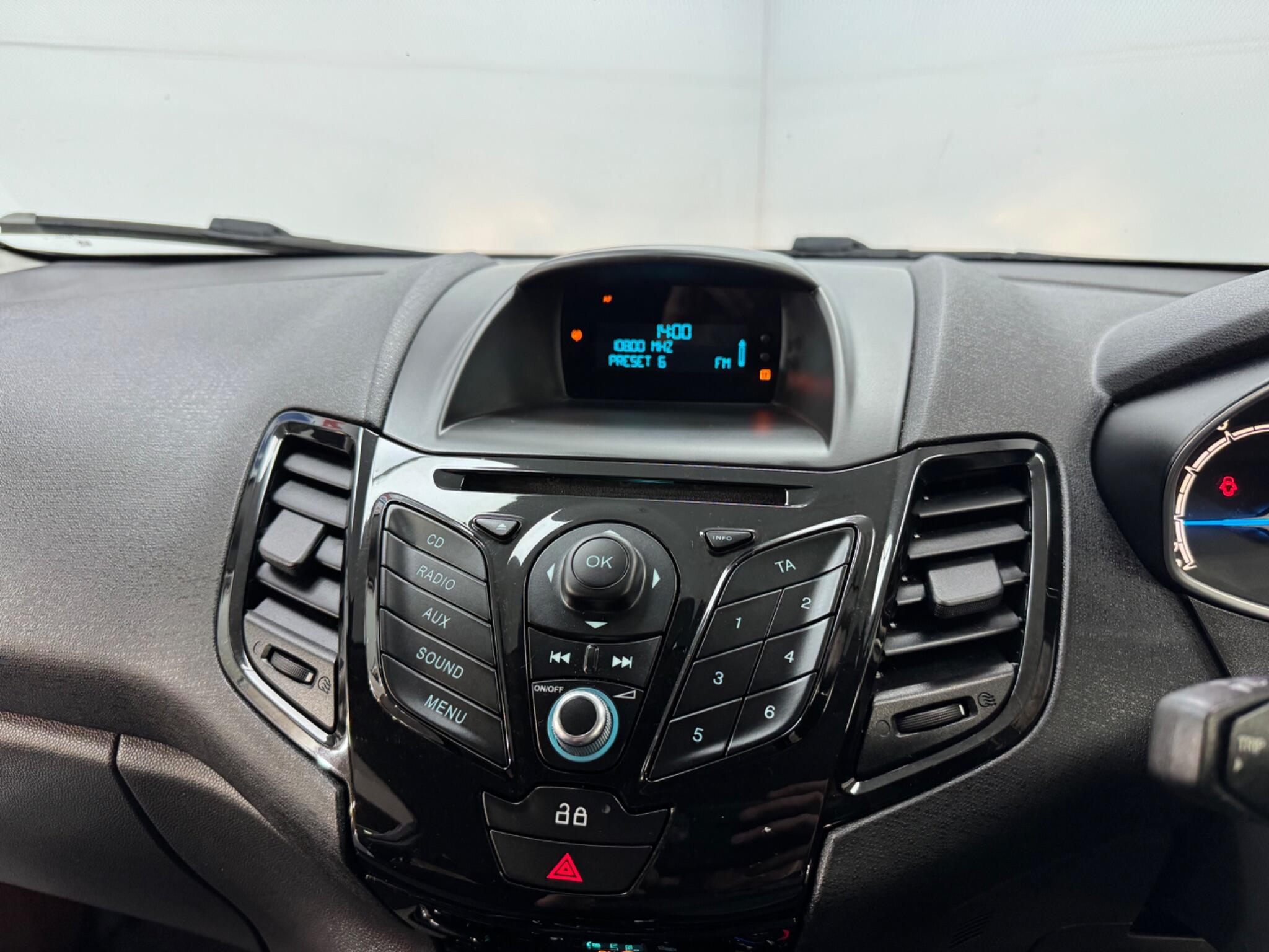 Ford Fiesta view 33