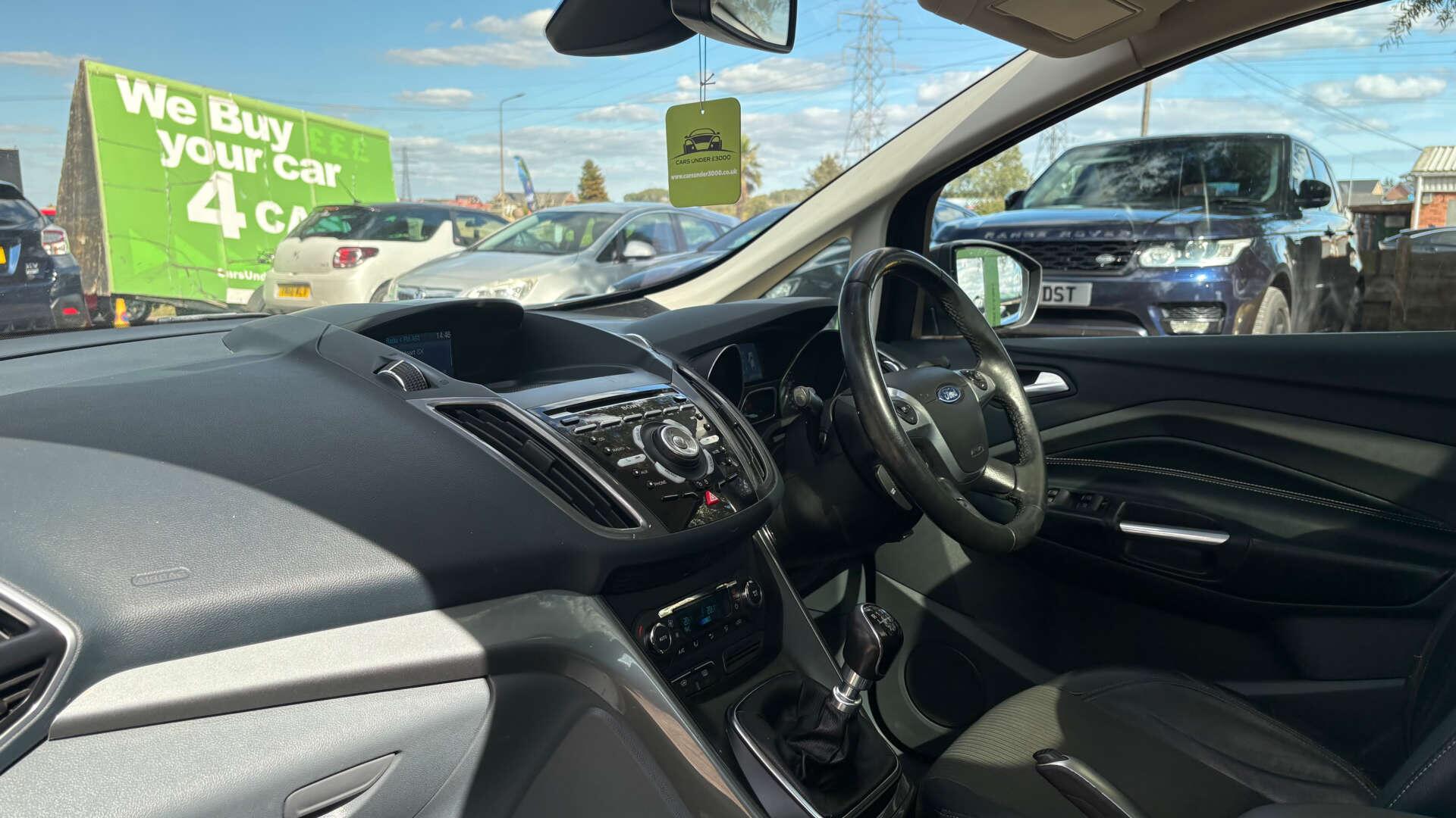 Ford C-Max view 14