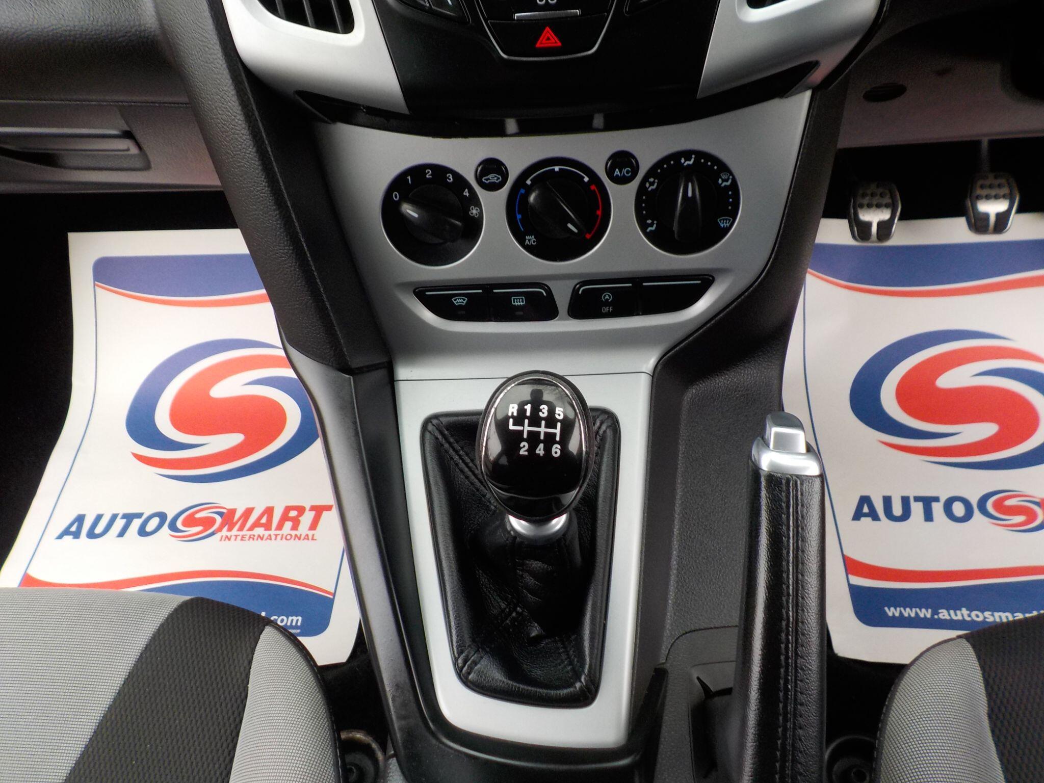 Ford Focus 1.6 TDCi Zetec S Euro 5 (s/s) 5dr