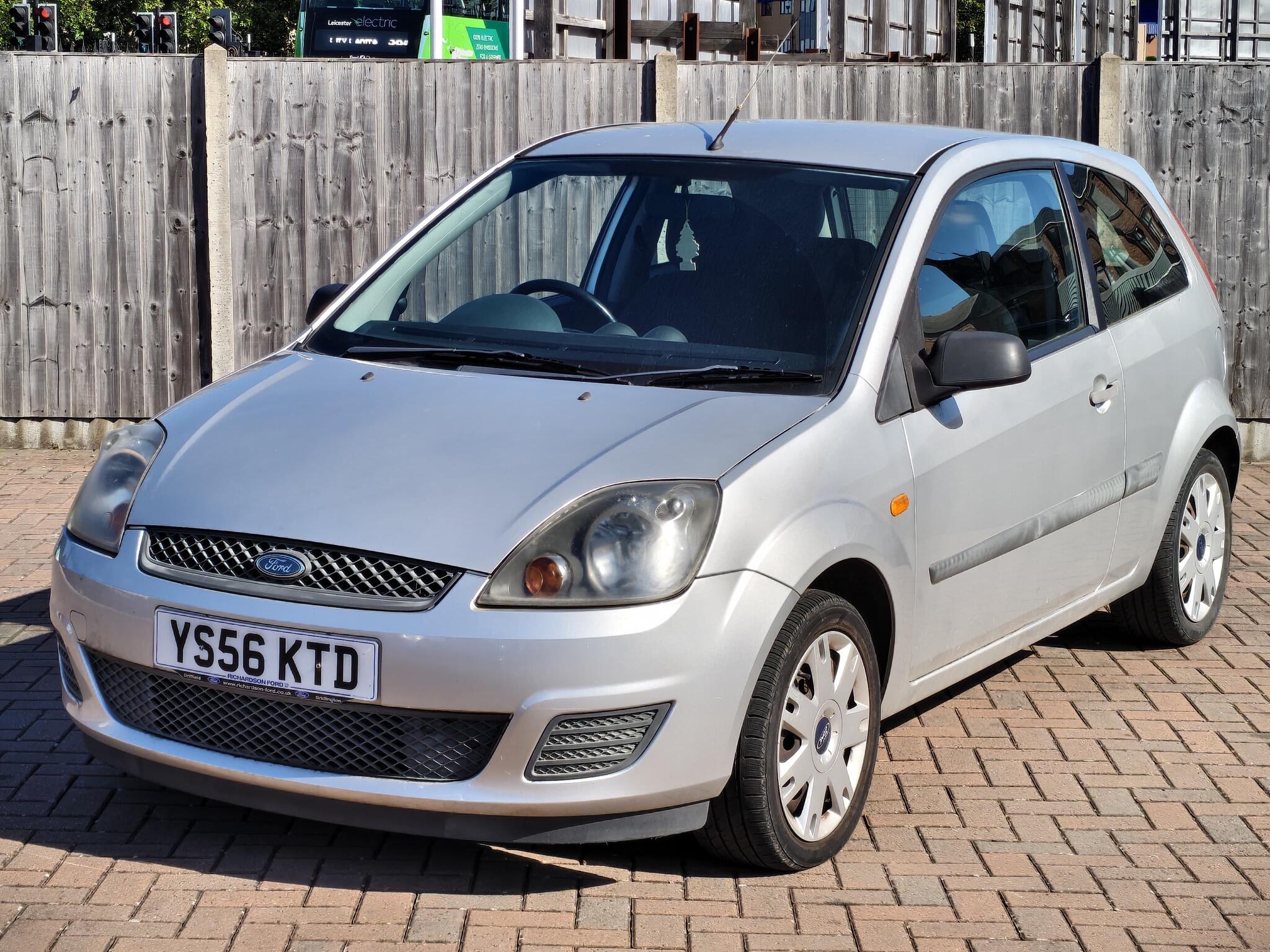 Ford Fiesta view 9