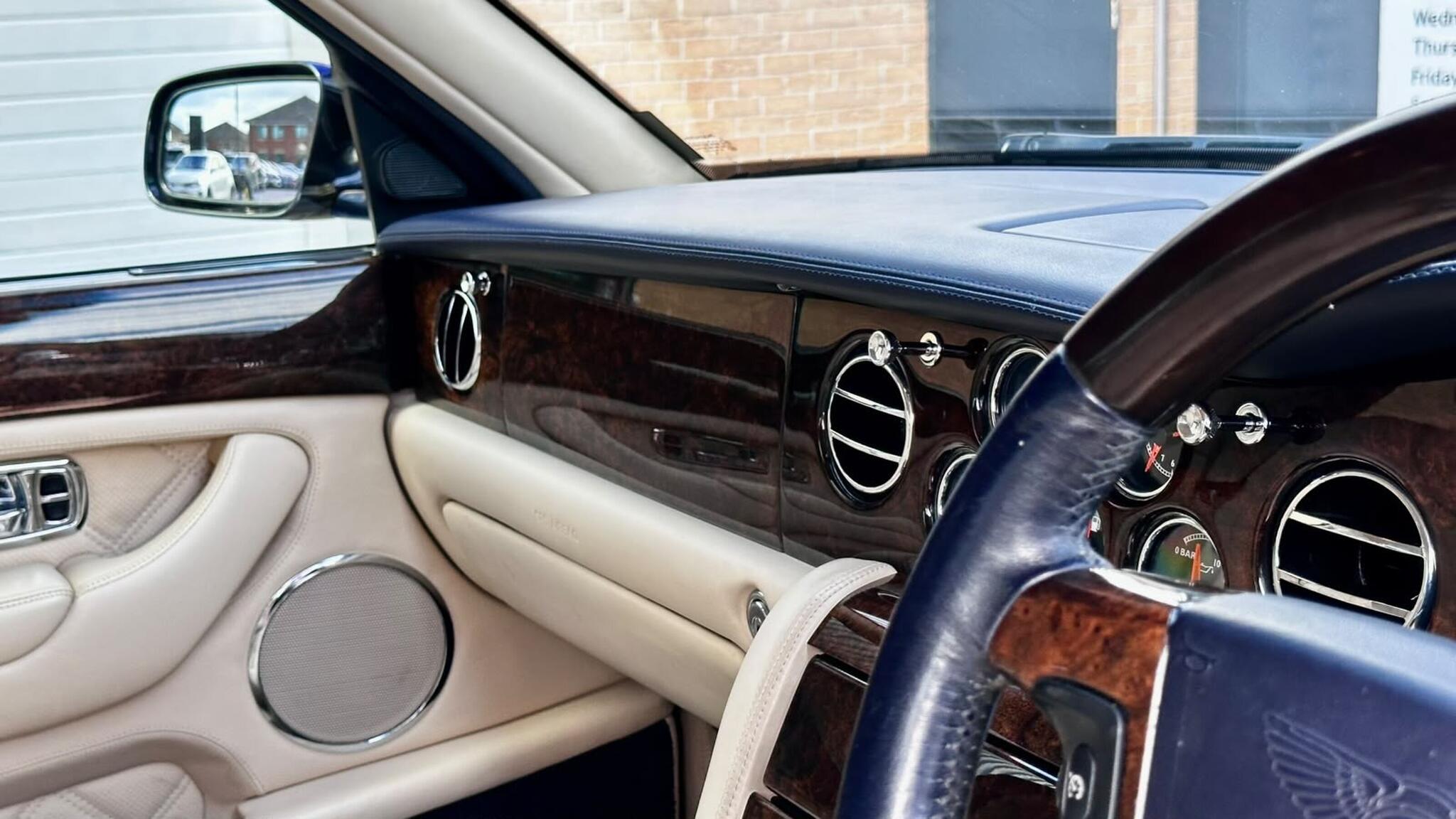 Bentley Arnage view 47