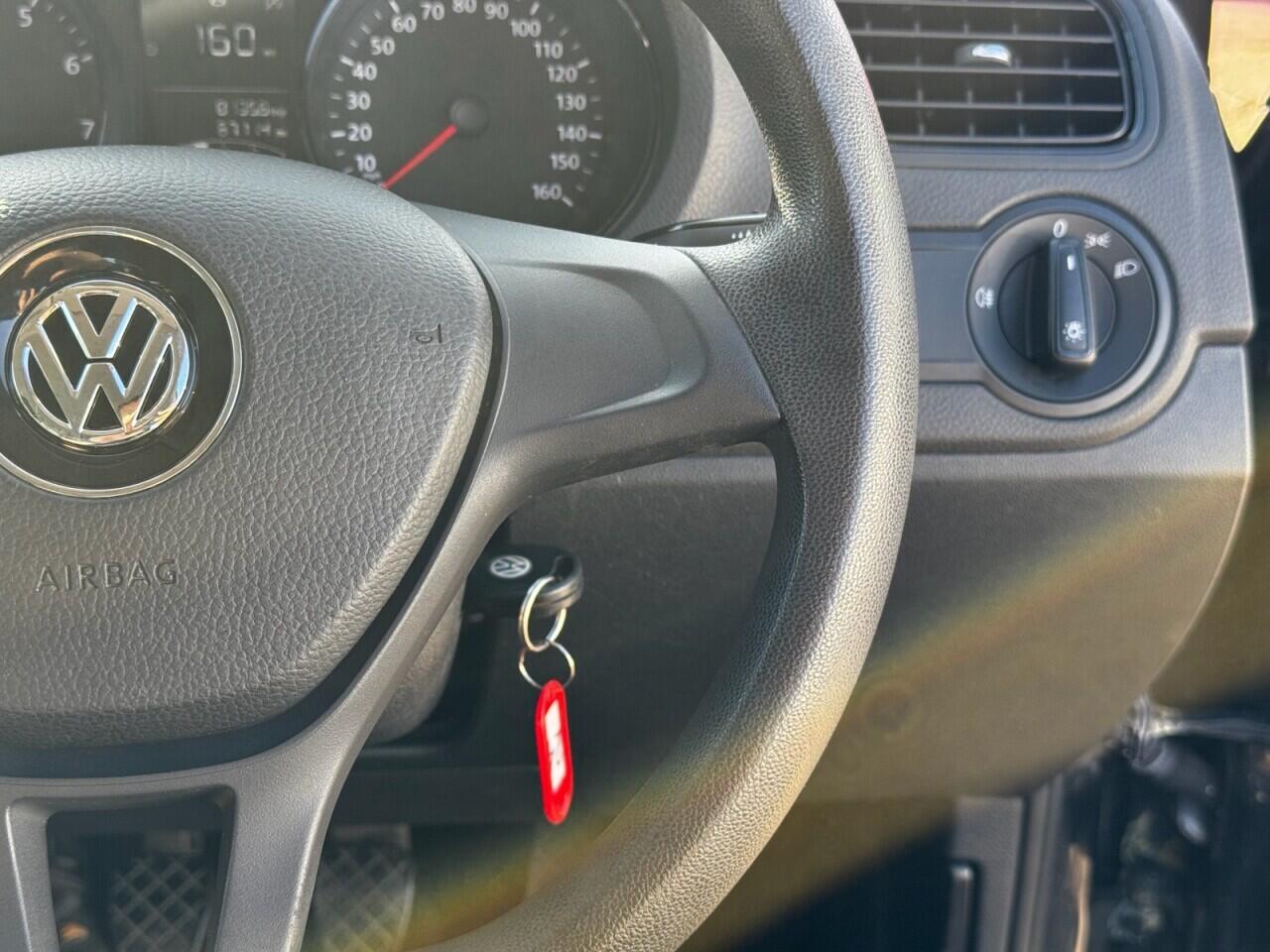 Volkswagen Polo view 41