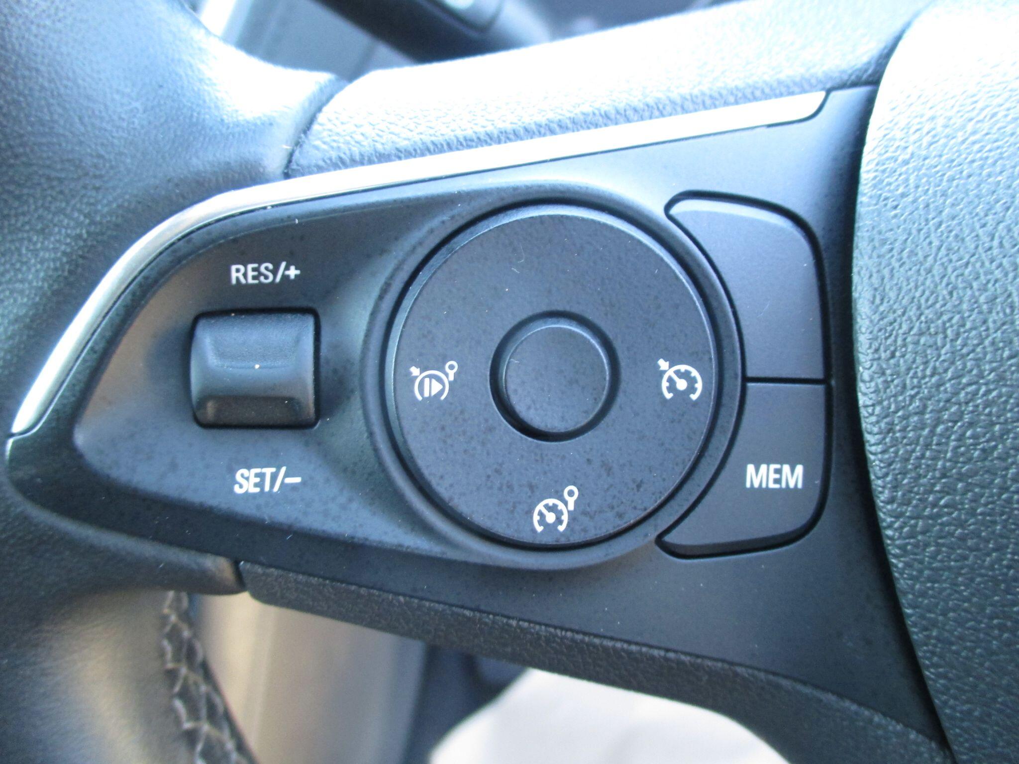 Vauxhall Grandland X view 37