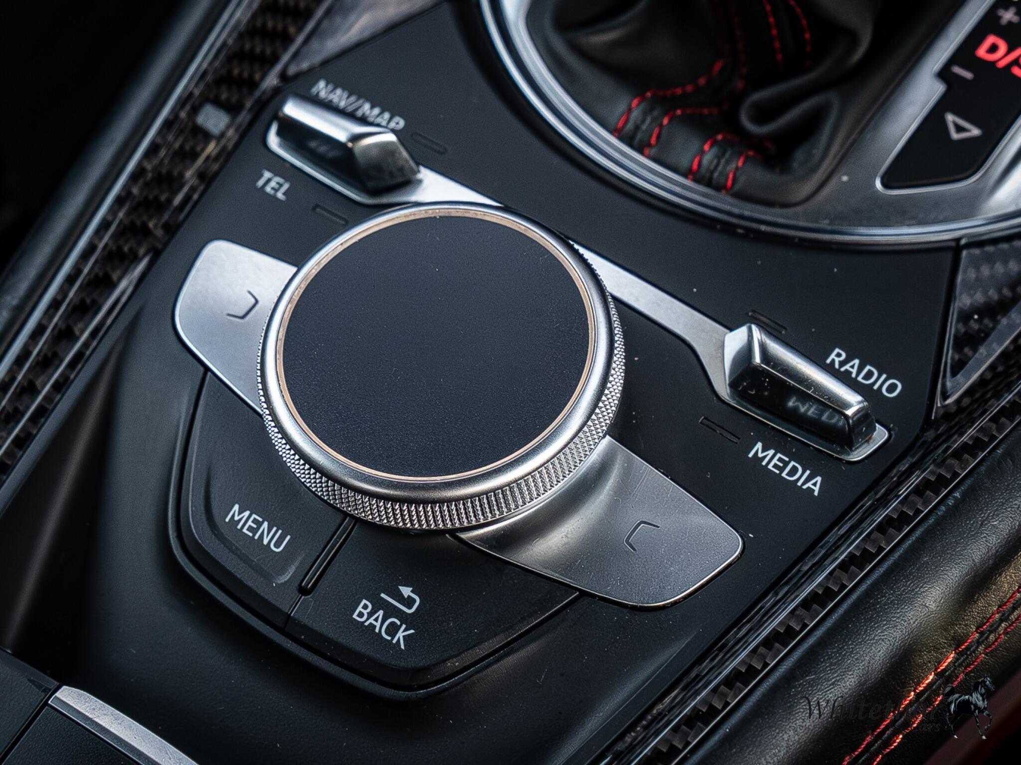 Audi TT RS view 28