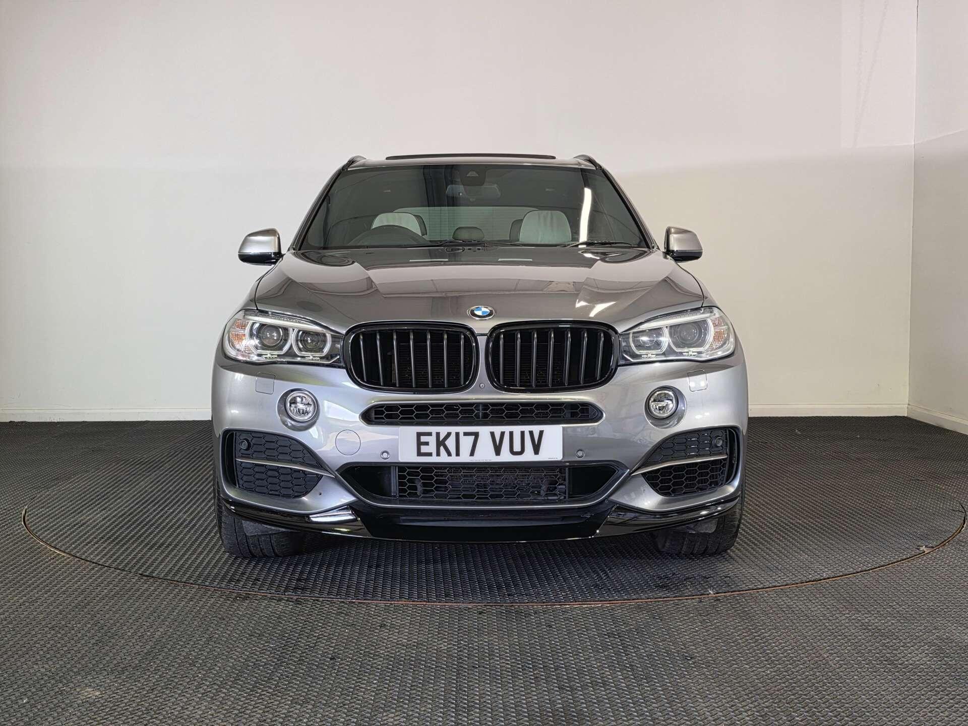 BMW X5 view 2