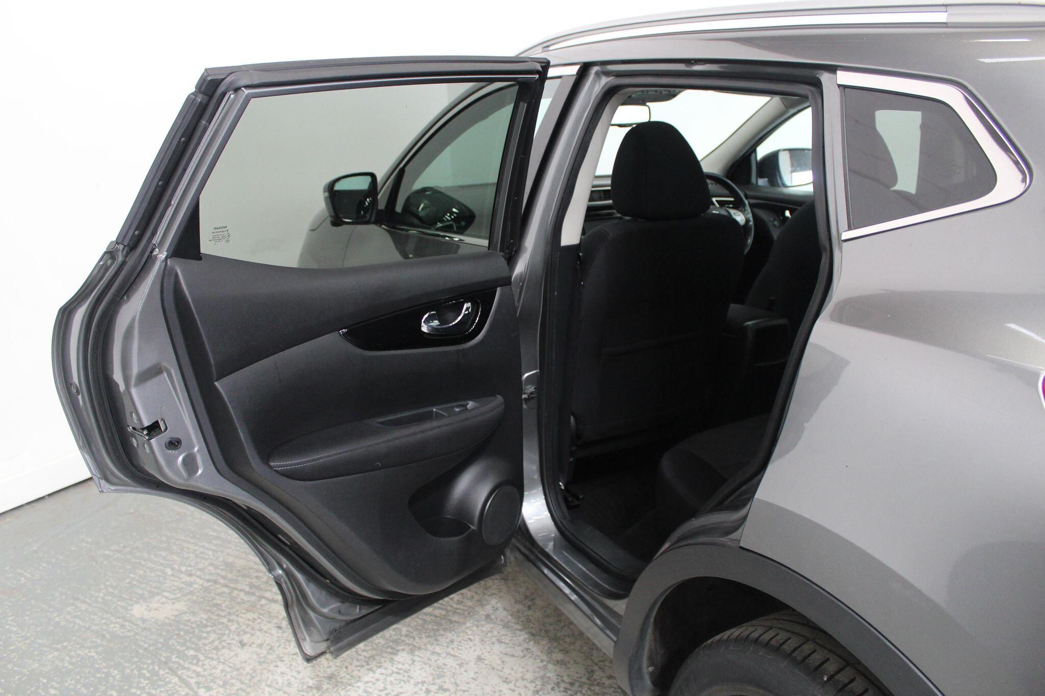Nissan Qashqai view 28